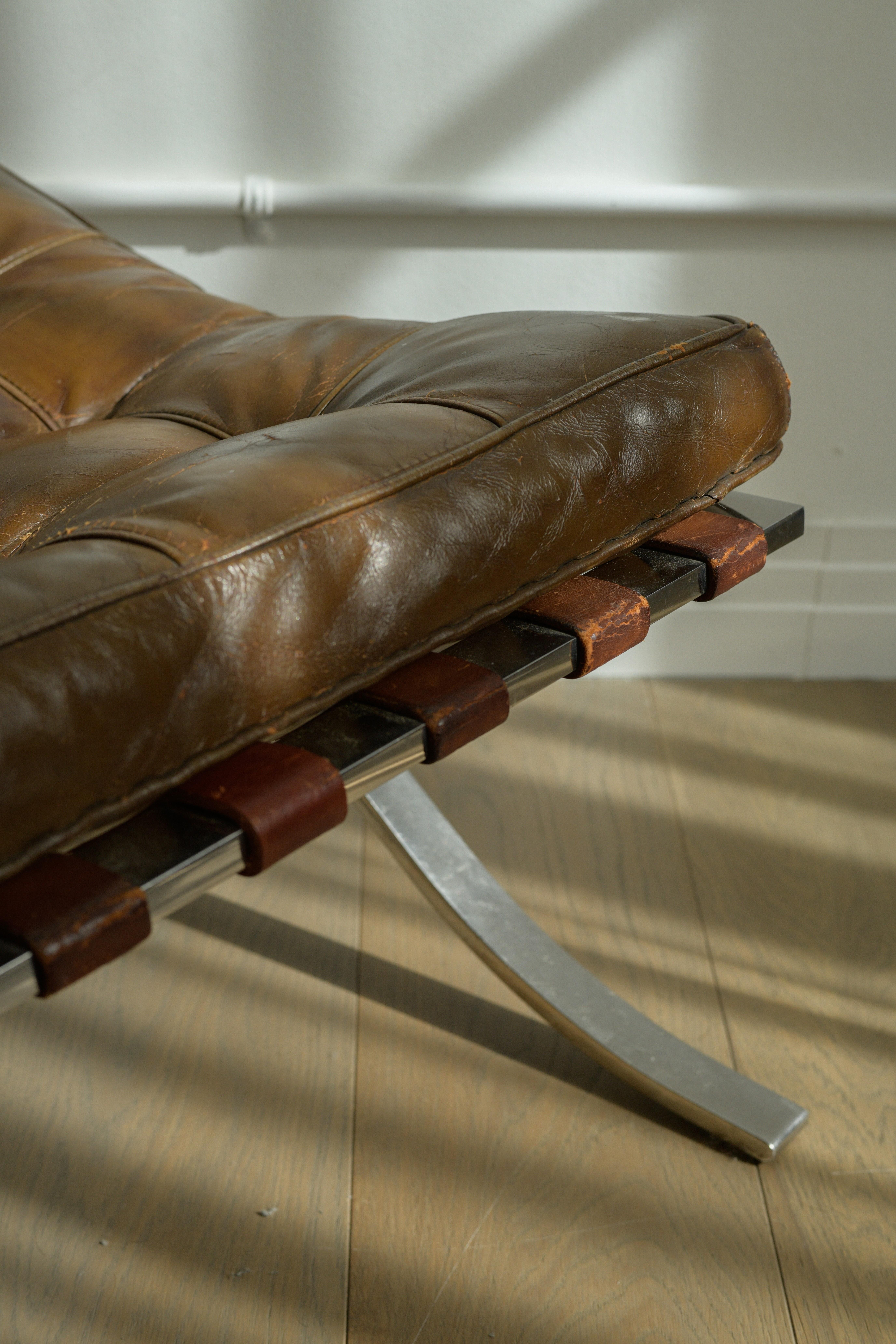 Ludwig Mies van der Rohe/Gerald R. Griffith Barcelona Ottoman Bon état - En vente à Los Angeles, CA