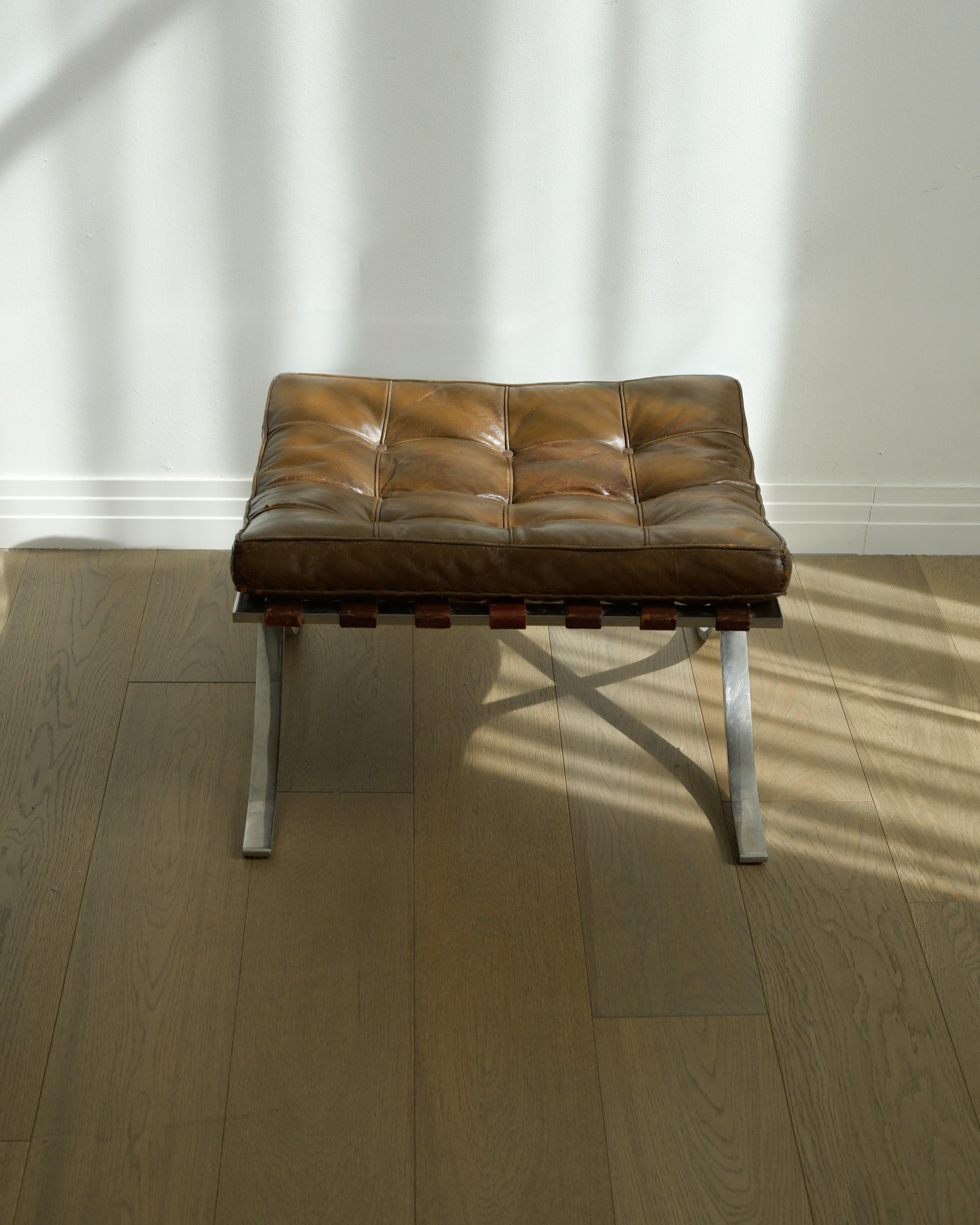 Ludwig Mies van der Rohe/Gerald R. Griffith Barcelona Ottoman en vente 2