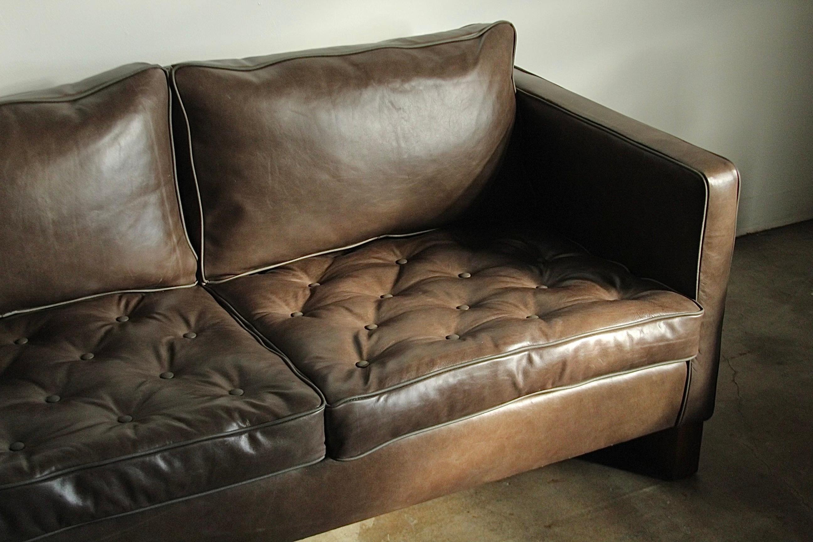 van der rohe sofa