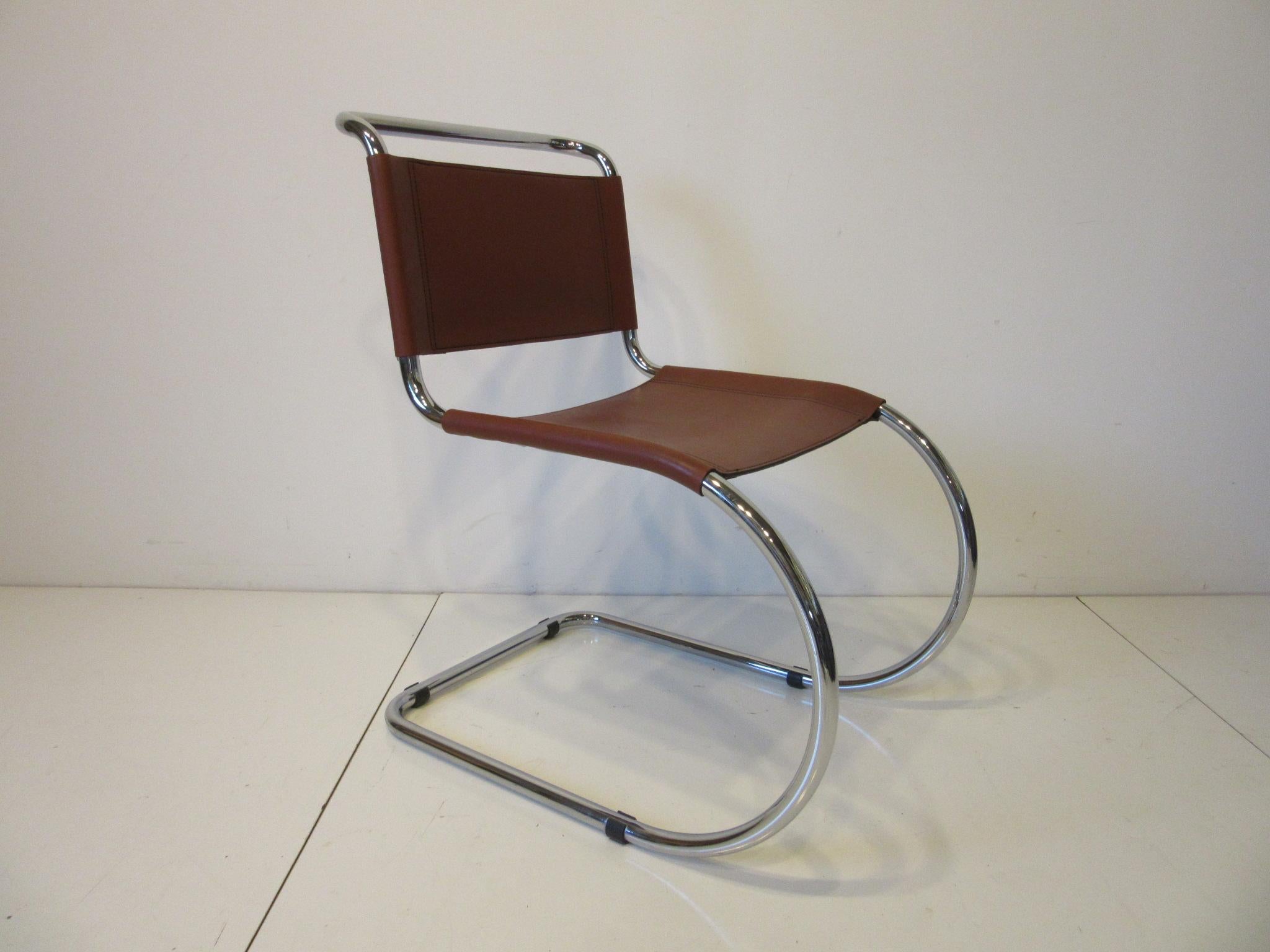 Ludwig Mies van der Rohe MR -10 Leather / Chrome Cantilever Dining Chairs In Good Condition In Cincinnati, OH