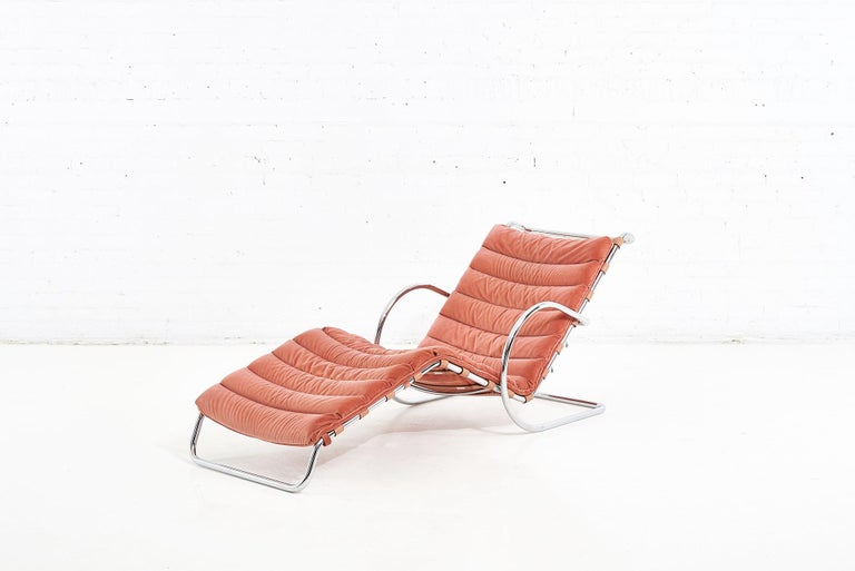 Ludwig Mies van der Rohe MR Adjustable Chaise, Knoll, 1980 For Sale 4