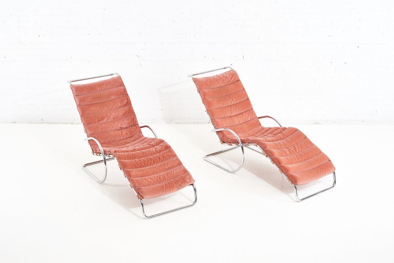 Ludwig Mies van der Rohe MR Adjustable Chaise, Knoll, 1980 In Good Condition For Sale In Chicago, IL