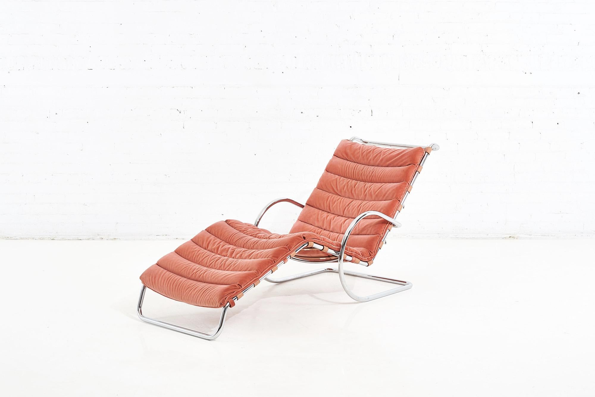 Ludwig Mies van der Rohe Mr Adjustable Chaise, Knoll, 1980 For Sale 1
