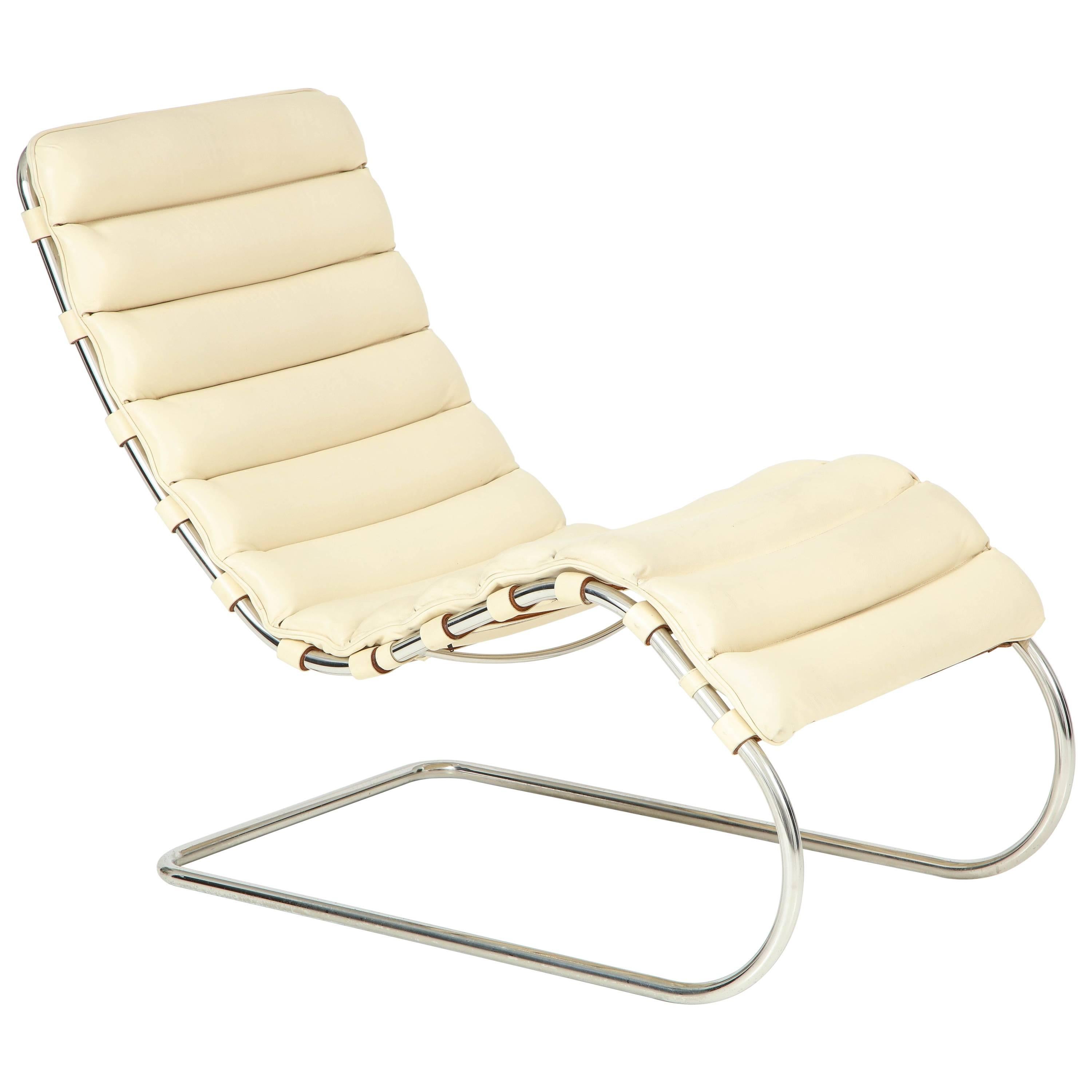Ludwig Mies van der Rohe MR Chaise for Knoll, circa 1980s