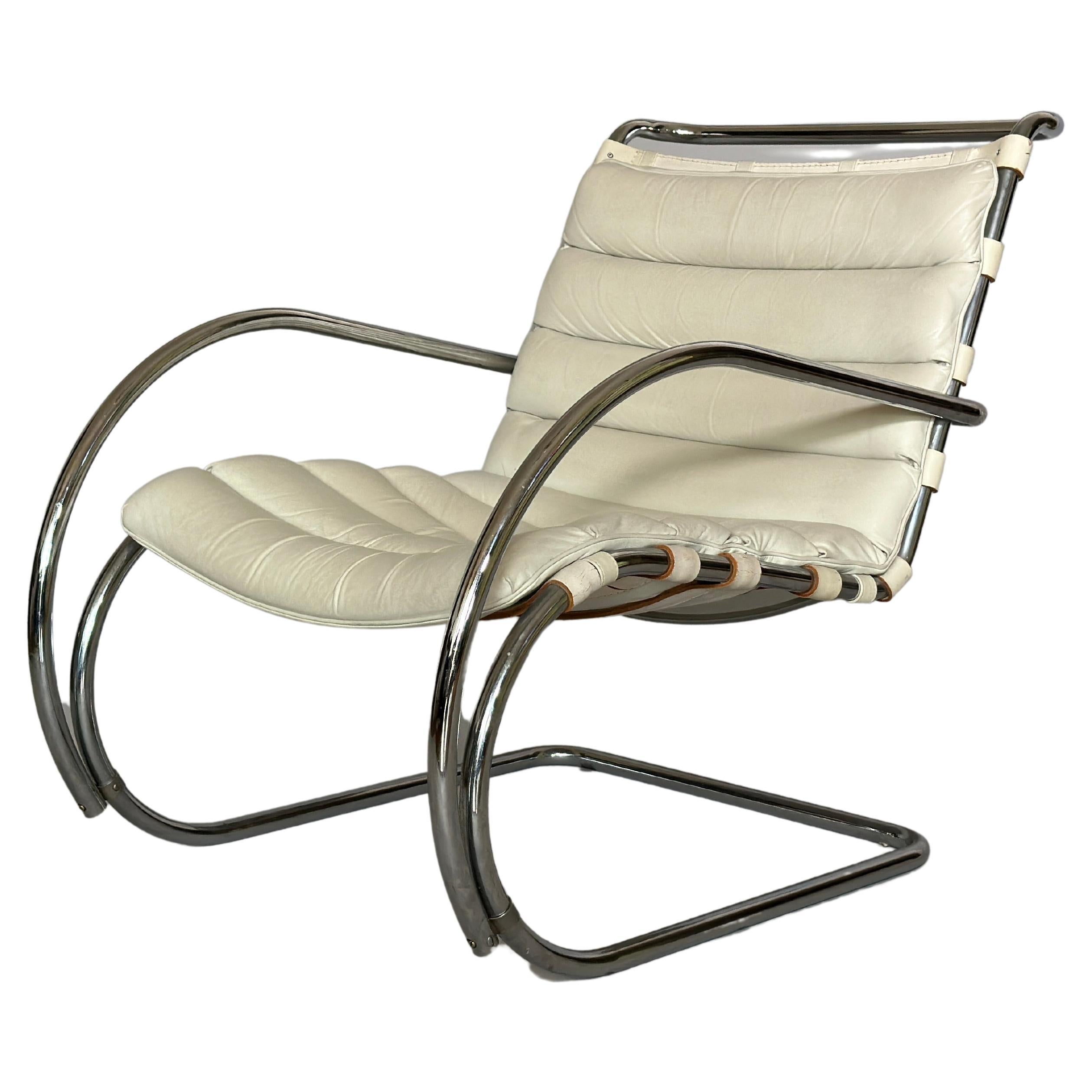 Ludwig Mies Van Der Rohe Mr. Longue-Stuhl, 1970er Jahre im Angebot