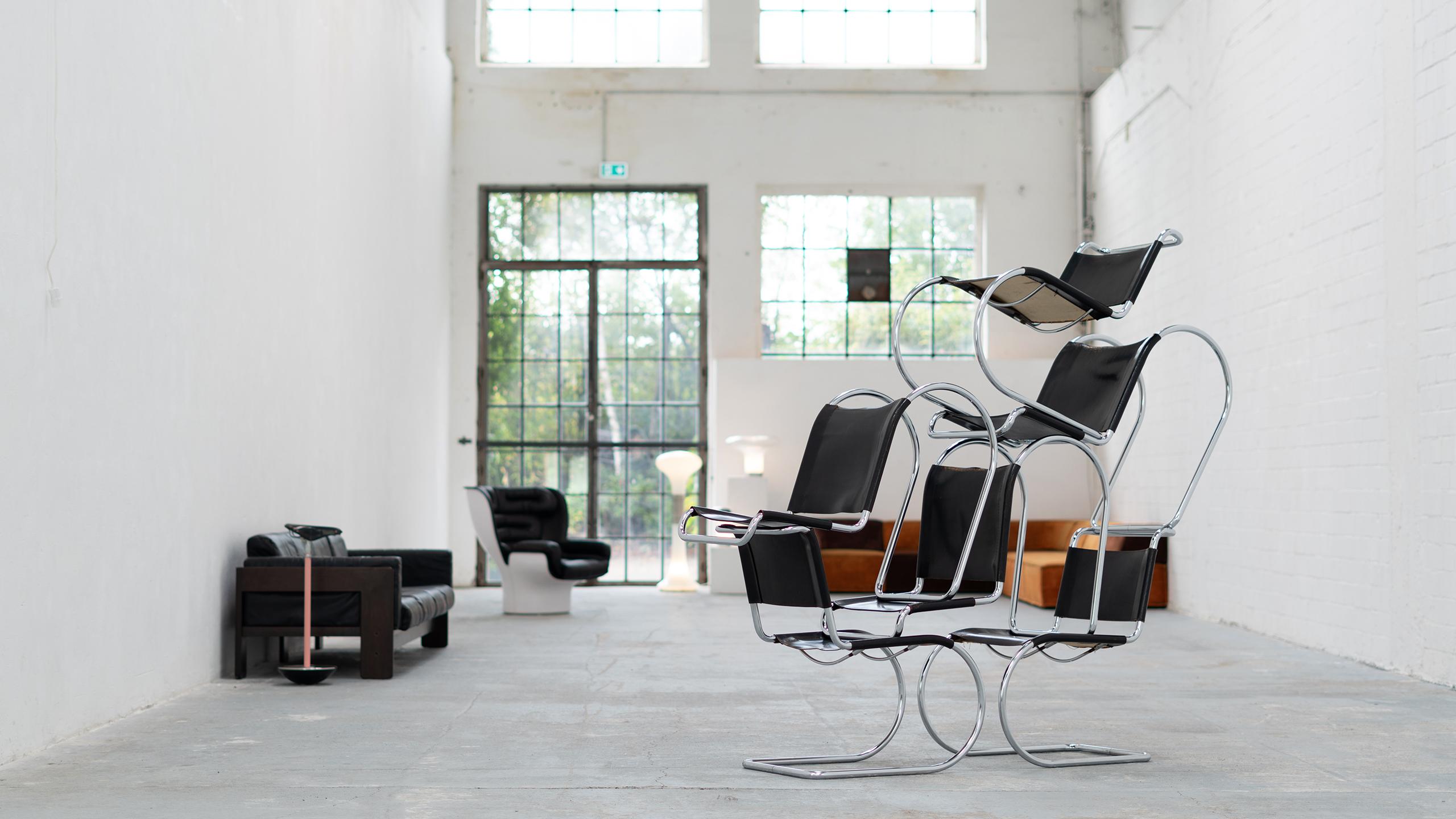 Bauhaus Ludwig Mies van der Rohe, MR10 Cantilever Chair, Black Leather for Thonet, 1927