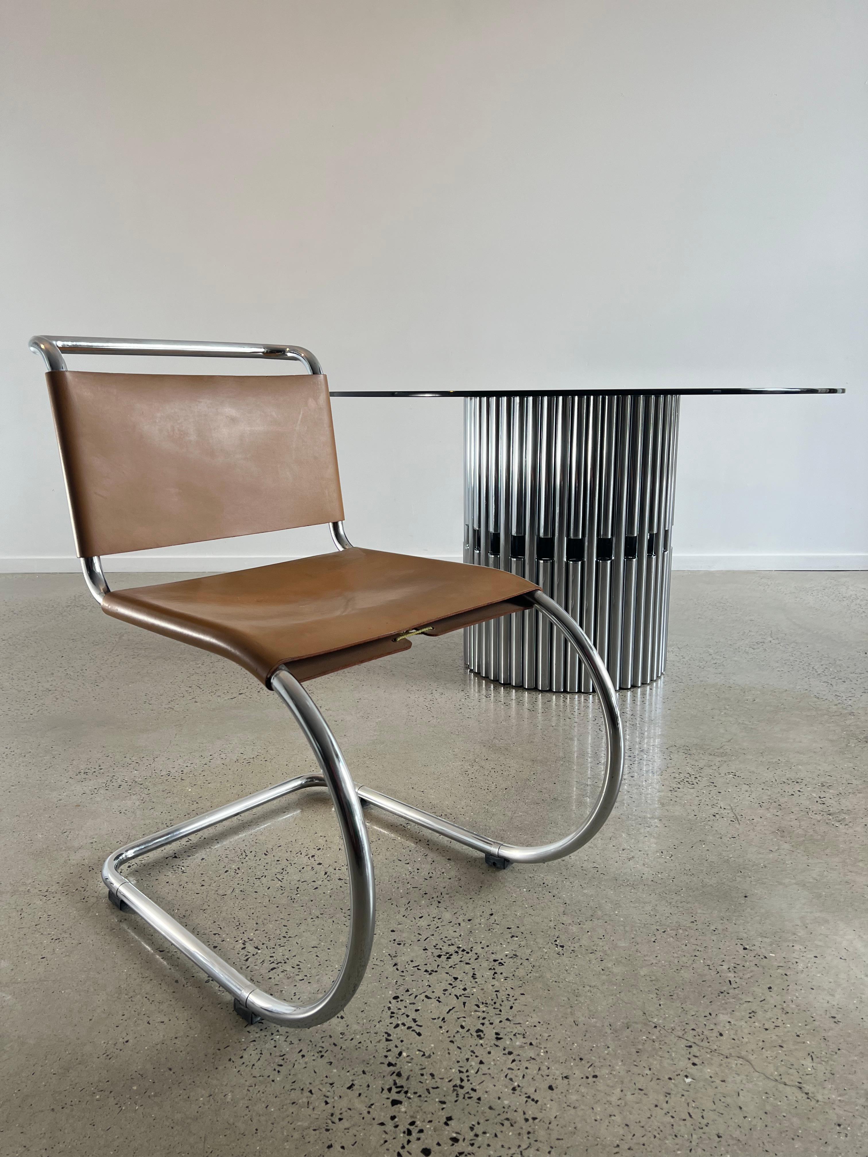 Mid-Century Modern Chaises de salle à manger MR10 Ludwig Mies Van Der Rohe pour Knoll International en vente