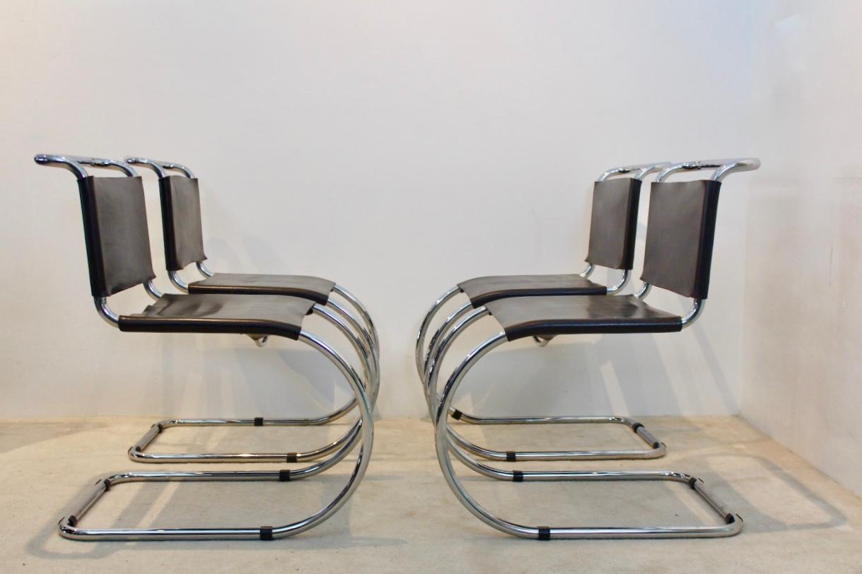 Ludwig Mies van der Rohe set of MR10 Cantilever Chairs in Chocolate Brown, 1960s 2