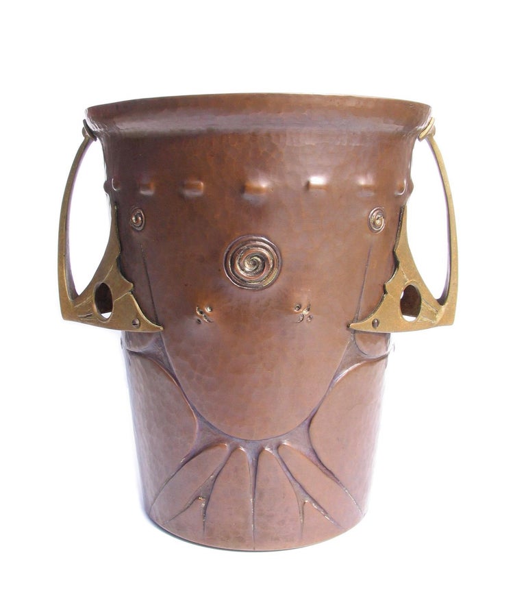 Ludwig Vierthaler Art Nouveau Copper and Bronze Ice Bucket, circa 1906