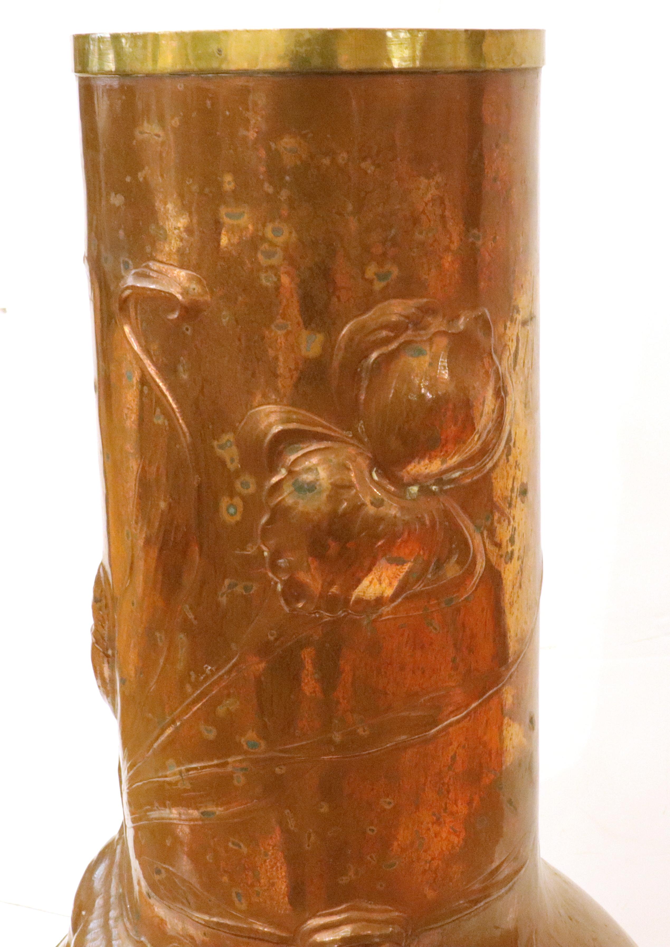 Ludwig Vierthaler German Jugendstil Lizard & Dragonfly Repousse Copper Vase For Sale 4
