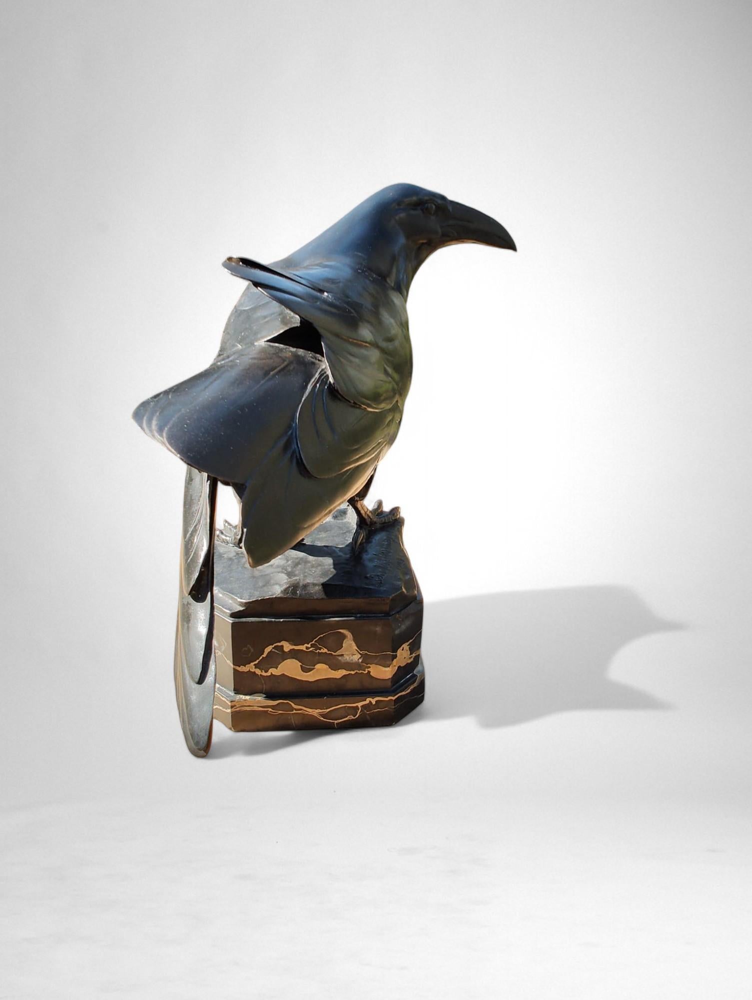 Raven mit Beute – Bronze von Ludwig Vordermayer (1868-1933), Fonte Noack Friedena im Angebot 5