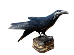 Cuervo con presa - bronce de Ludwig Vordermayer (1868-1933), Fonte Noack Friedena