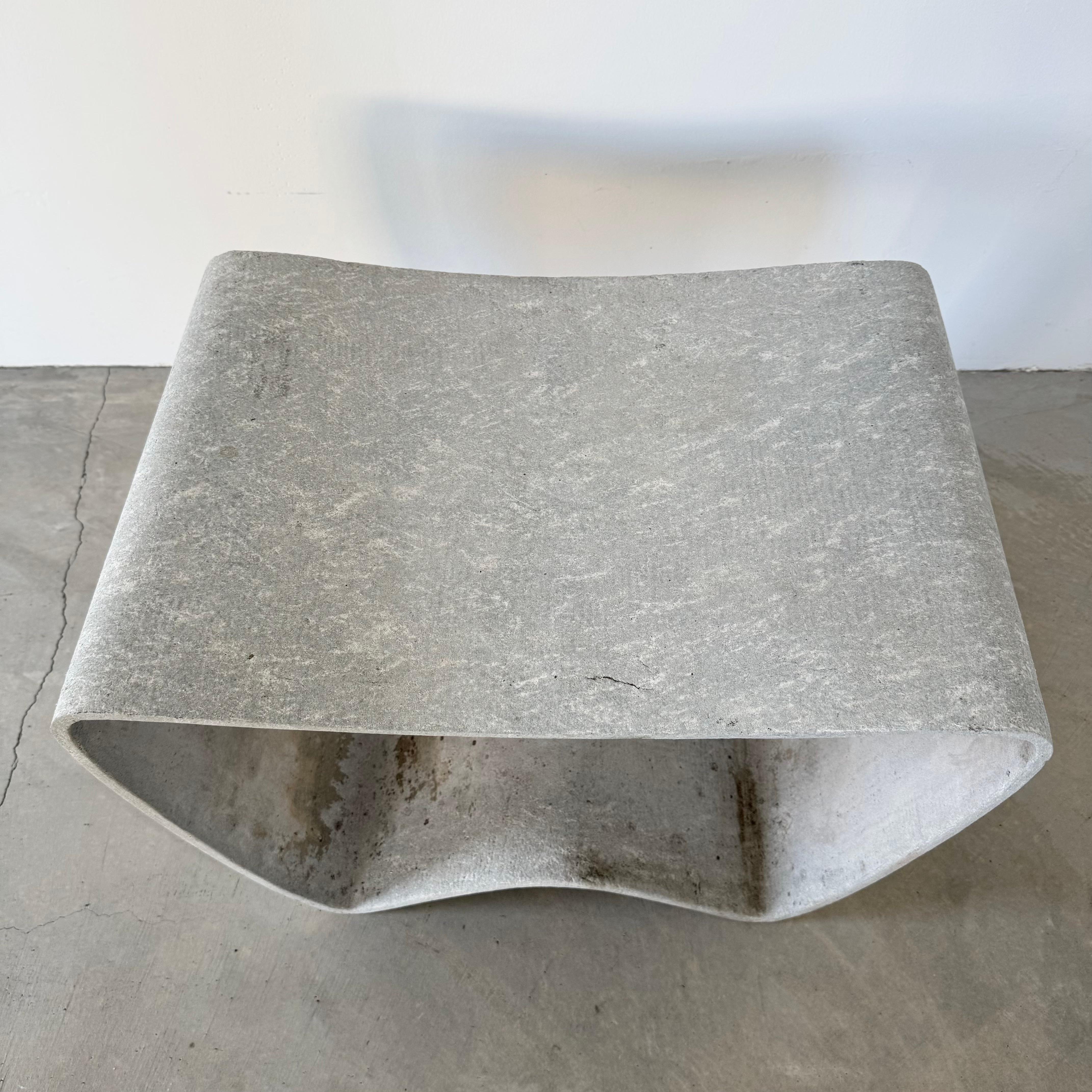 Ludwig Walser para Eternit Taburete de hormigón, años 50 Suiza en Bueno estado para la venta en Los Angeles, CA