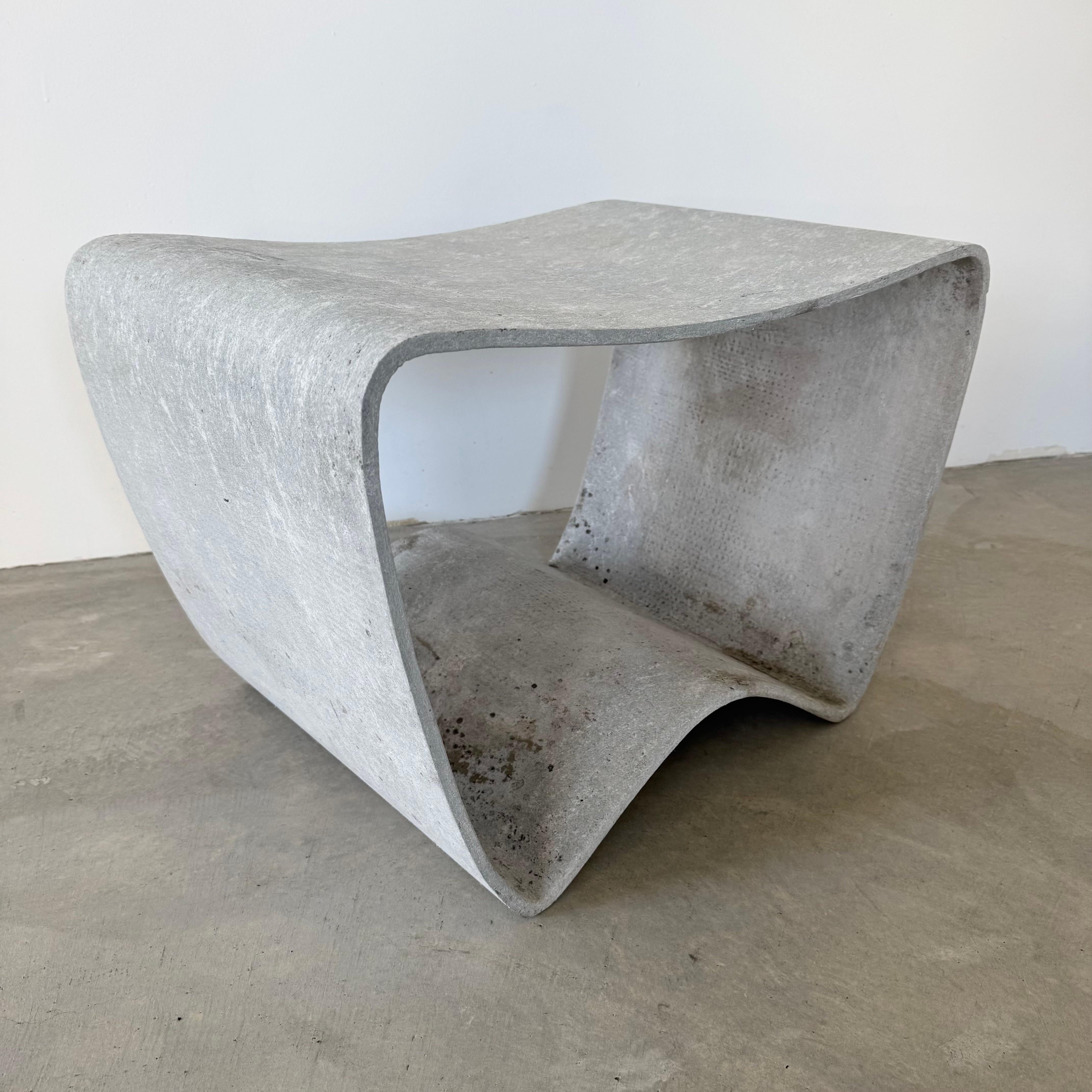 Ludwig Walser para Eternit Taburete de hormigón, años 50 Suiza mediados del siglo XX en venta