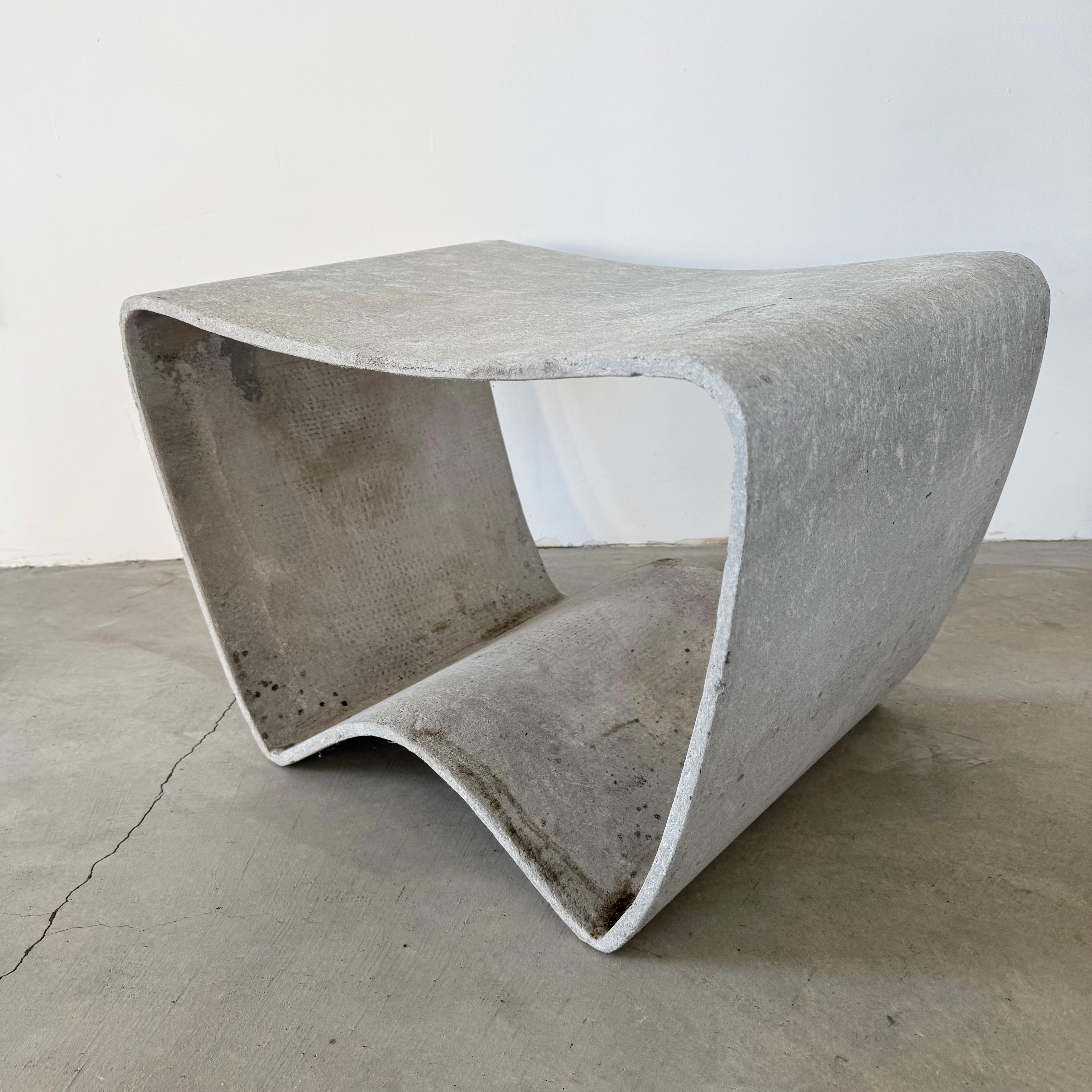 Ludwig Walser para Eternit Taburete de hormigón, años 50 Suiza en venta 1