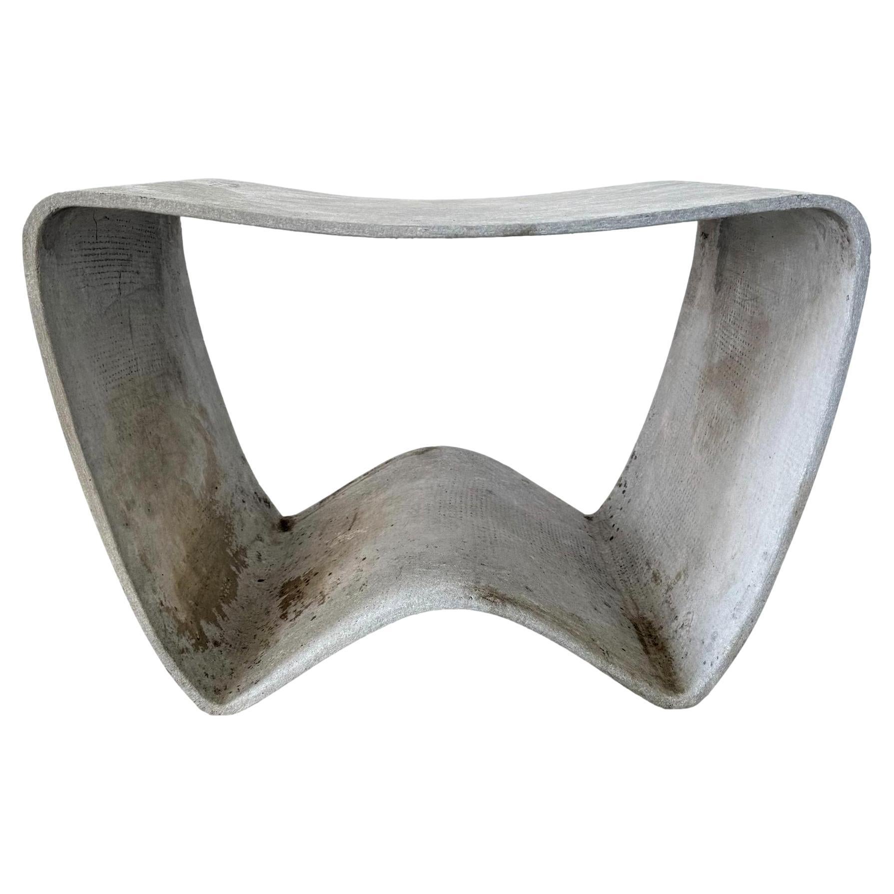 Sgabello in cemento di Ludwig Walser per Eternit, anni '50 Svizzera