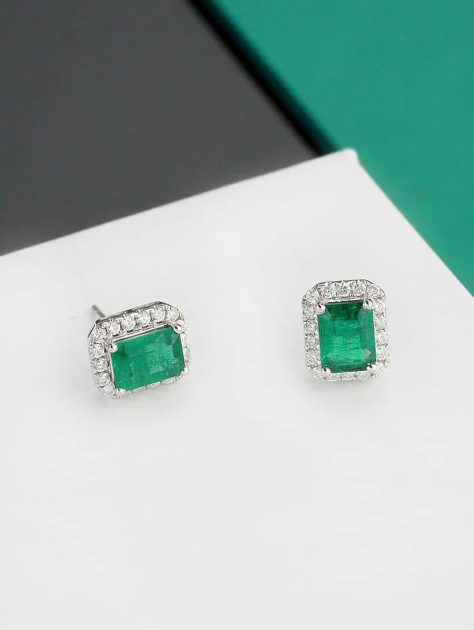 Inspired by geometric shapes, this simple emerald-cut stud is 