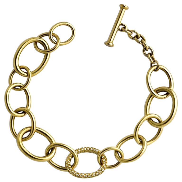 Lug Armband aus 22 Karat Gelbgold, 167 lupenreine Diamanten im Angebot