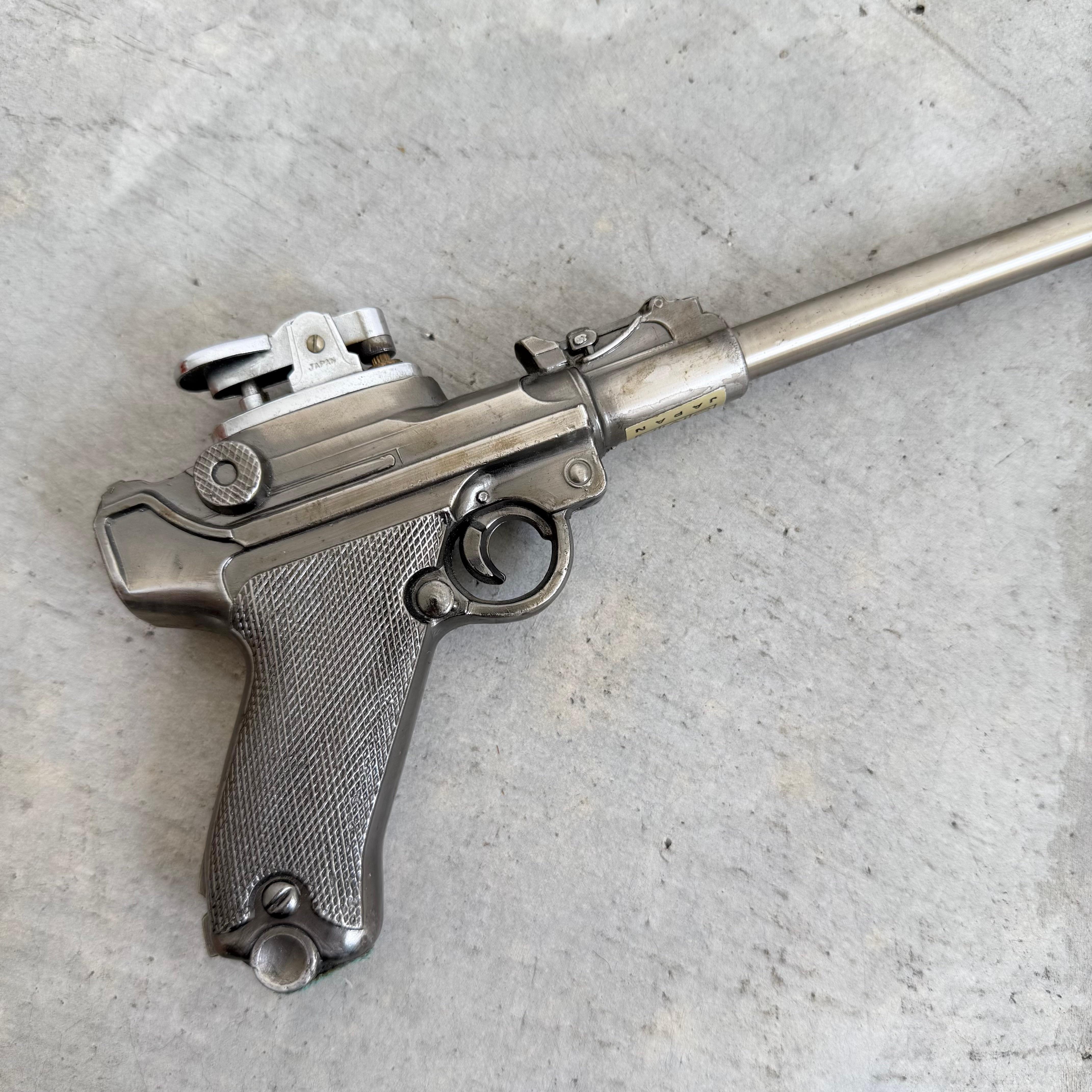 Encendedor de mesa Luger Pistola, Japón, años 70 finales del siglo XX en venta