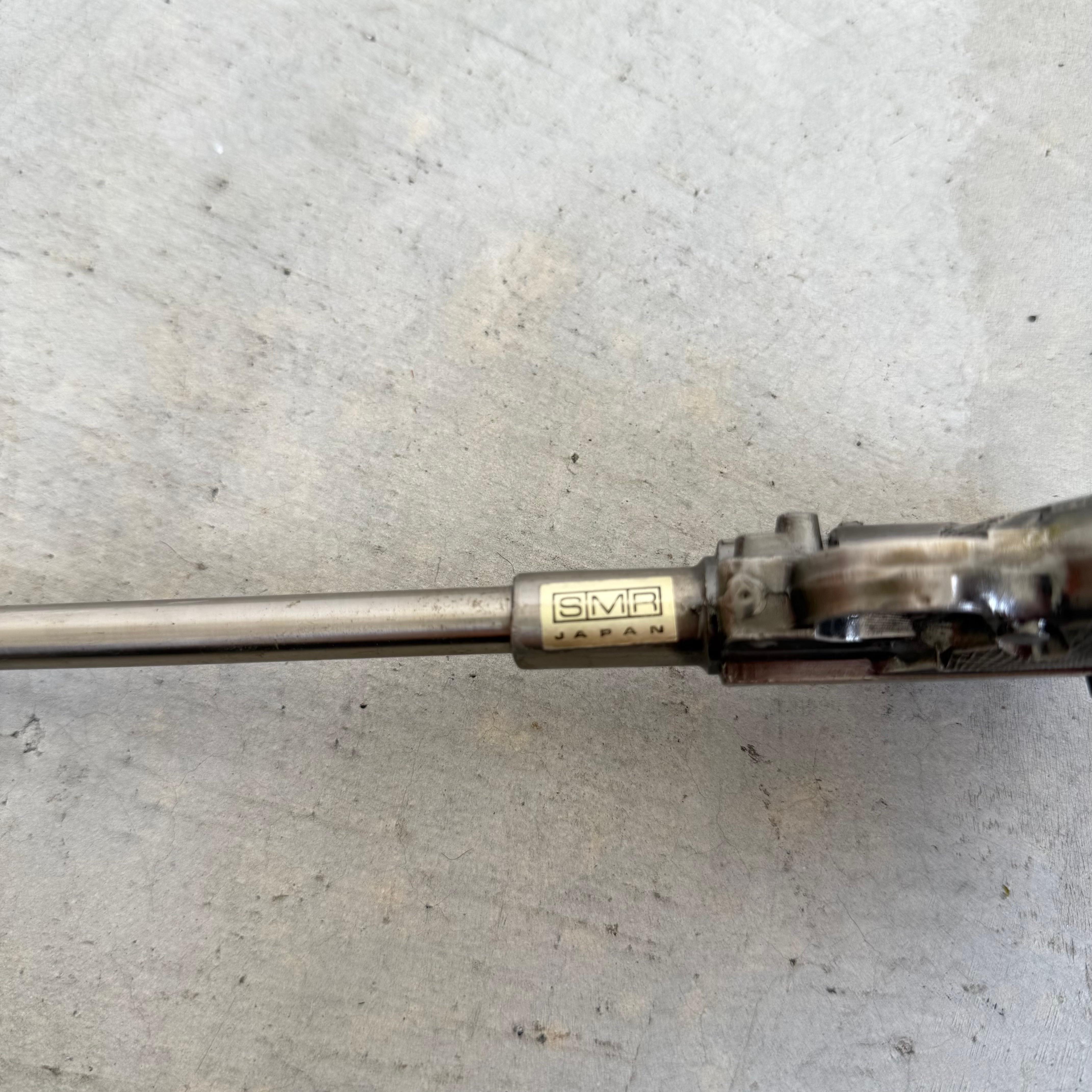 Encendedor de mesa Luger Pistola, Japón, años 70 Metal en venta