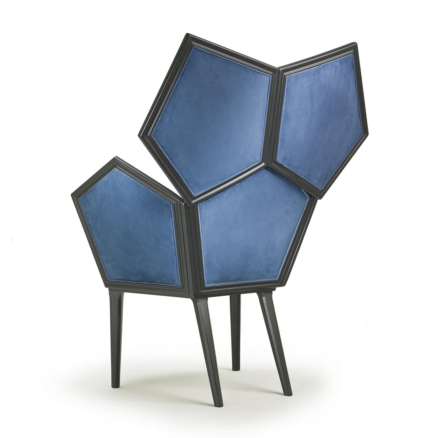 Creating the shape of a stylized flower made up of modular pentagonal elements, the unique design of this armchair will make a statement in a modern home, where it will be a superb object of functional decor in any room in the house. The seat (47 cm