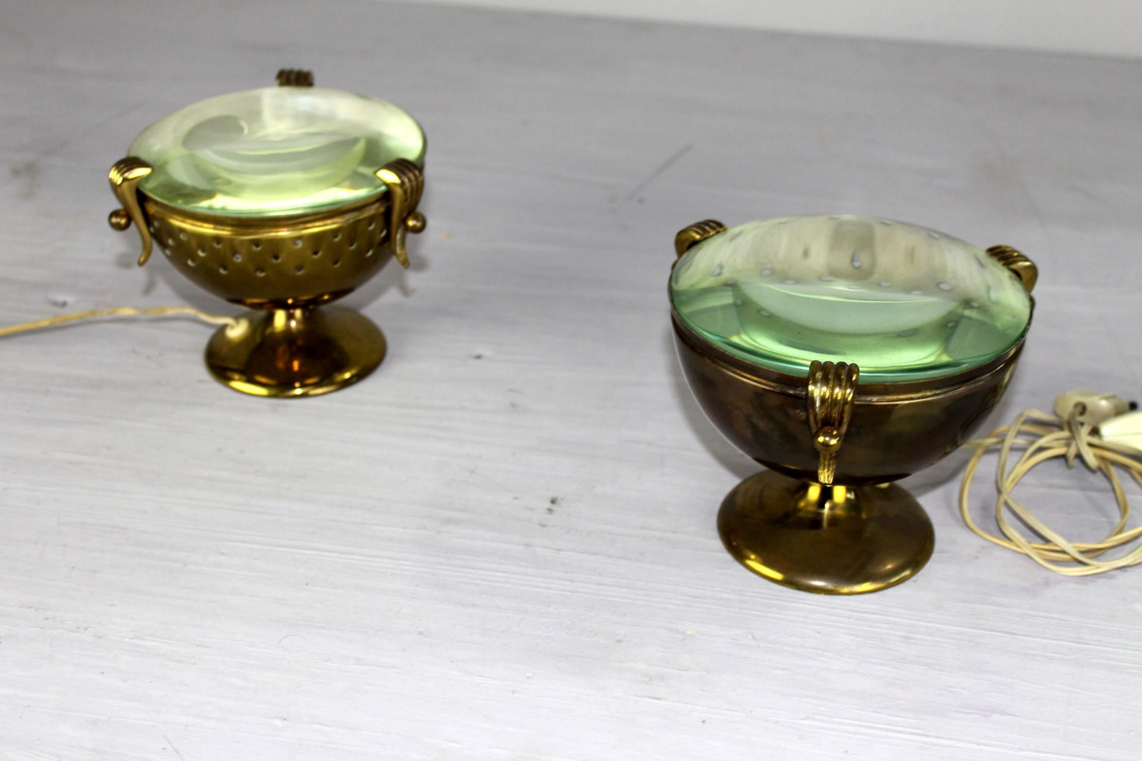 with original thick glass of saint gobain, perfect condition in patina,he and she lamps
