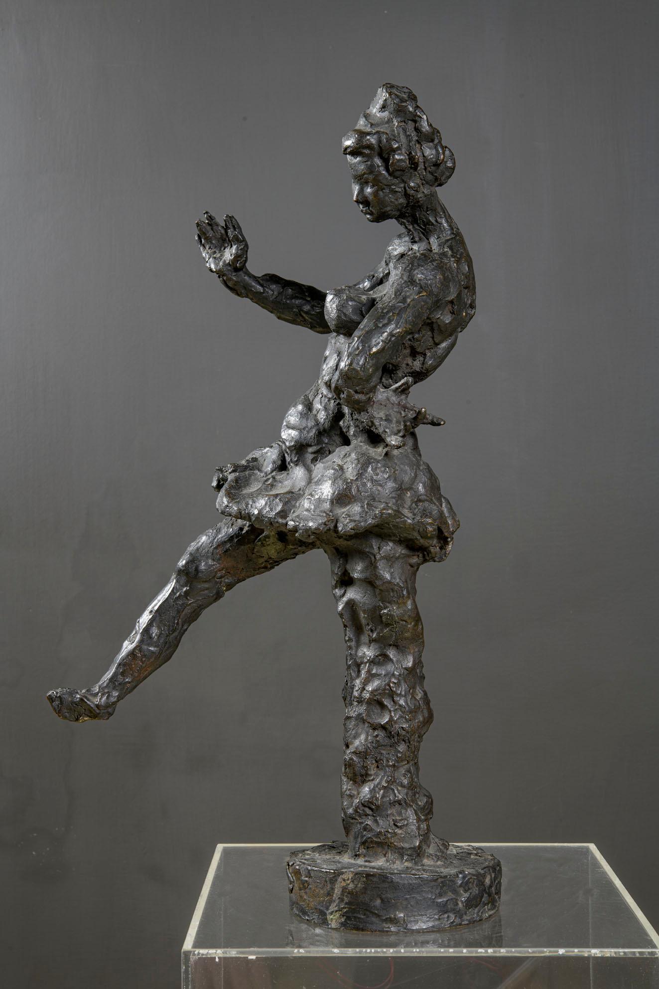 Sculpture en bronze cataloguée de Luigi Broggini en vente 2