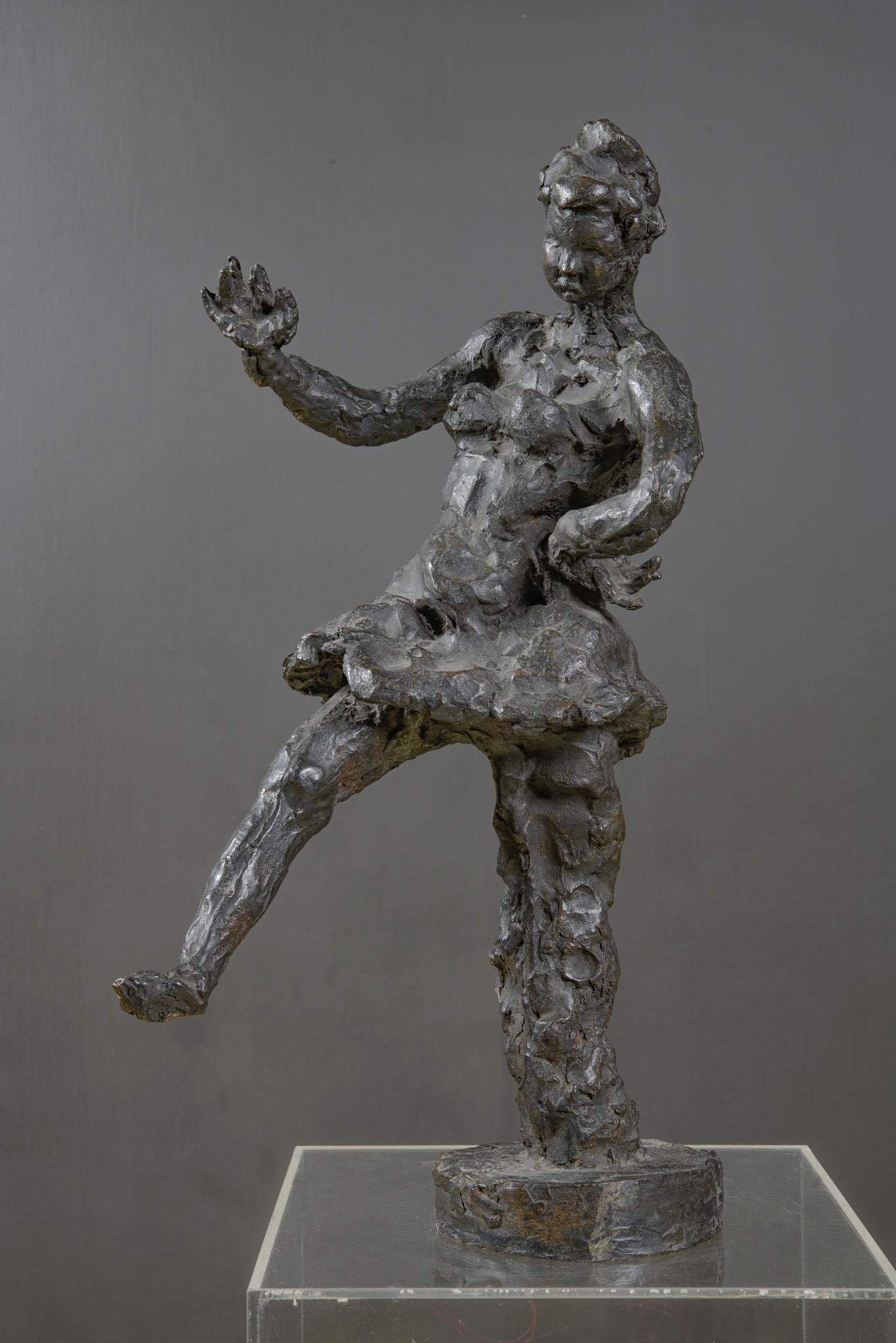 Sculpture en bronze cataloguée de Luigi Broggini en vente 3