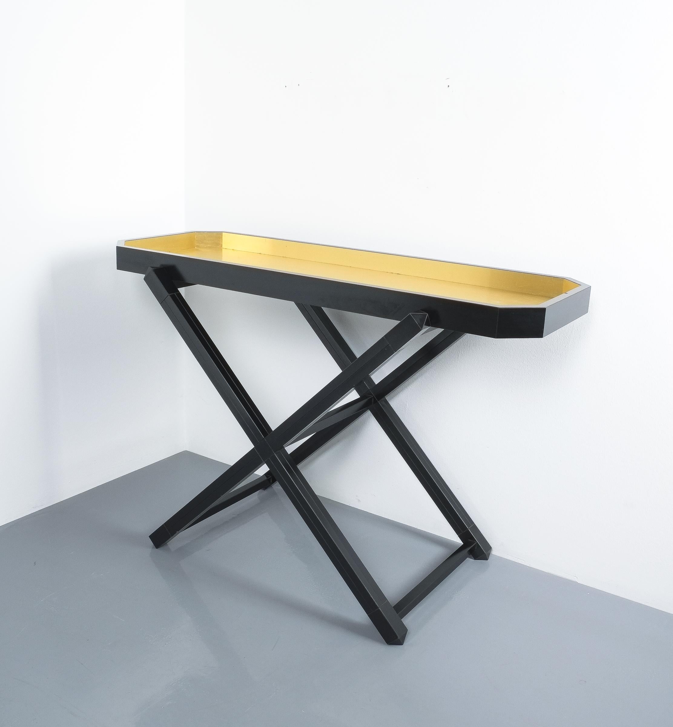 Luigi Caccia Dominioni zugeschriebenes Konsolentablett-Tisch aus schwarzem Holz, Italien um 1970 im Angebot 4