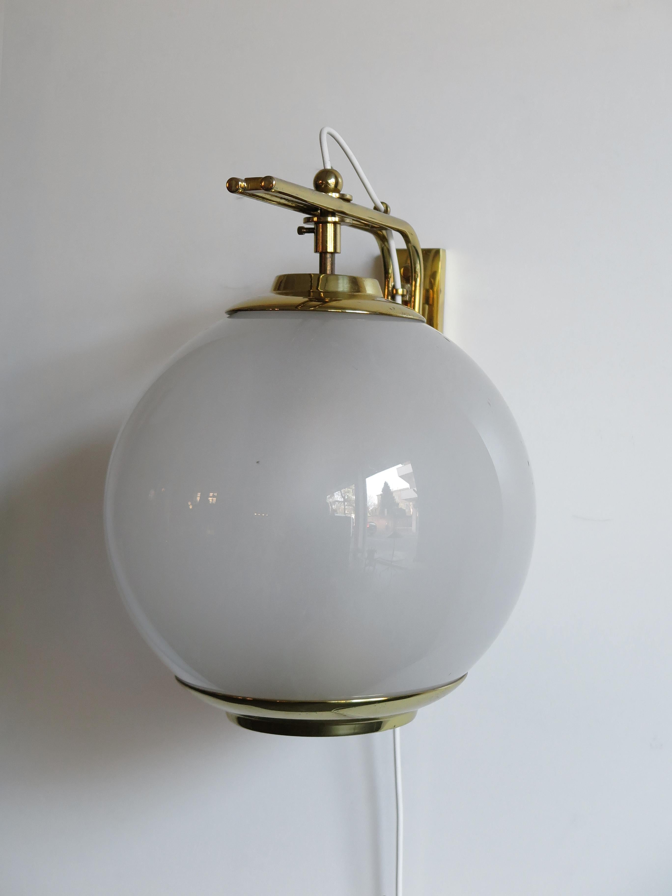 Very big and amazing Italian Mid-Century Modern design wall lamp designed by Luigi Caccia Dominioni and produced by Azucena Italy, made on request for private home in Chiavari, unique piece, brass structure and opal glass diffuser,
Italy, circa