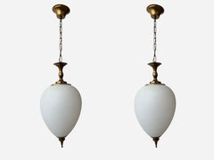 Luigi Caccia Dominioni Ceiling Pendant in opaline glass and brass, attributed