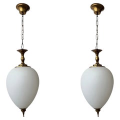 Luigi Caccia Dominioni Ceiling Pendant in opaline glass and brass, attributed