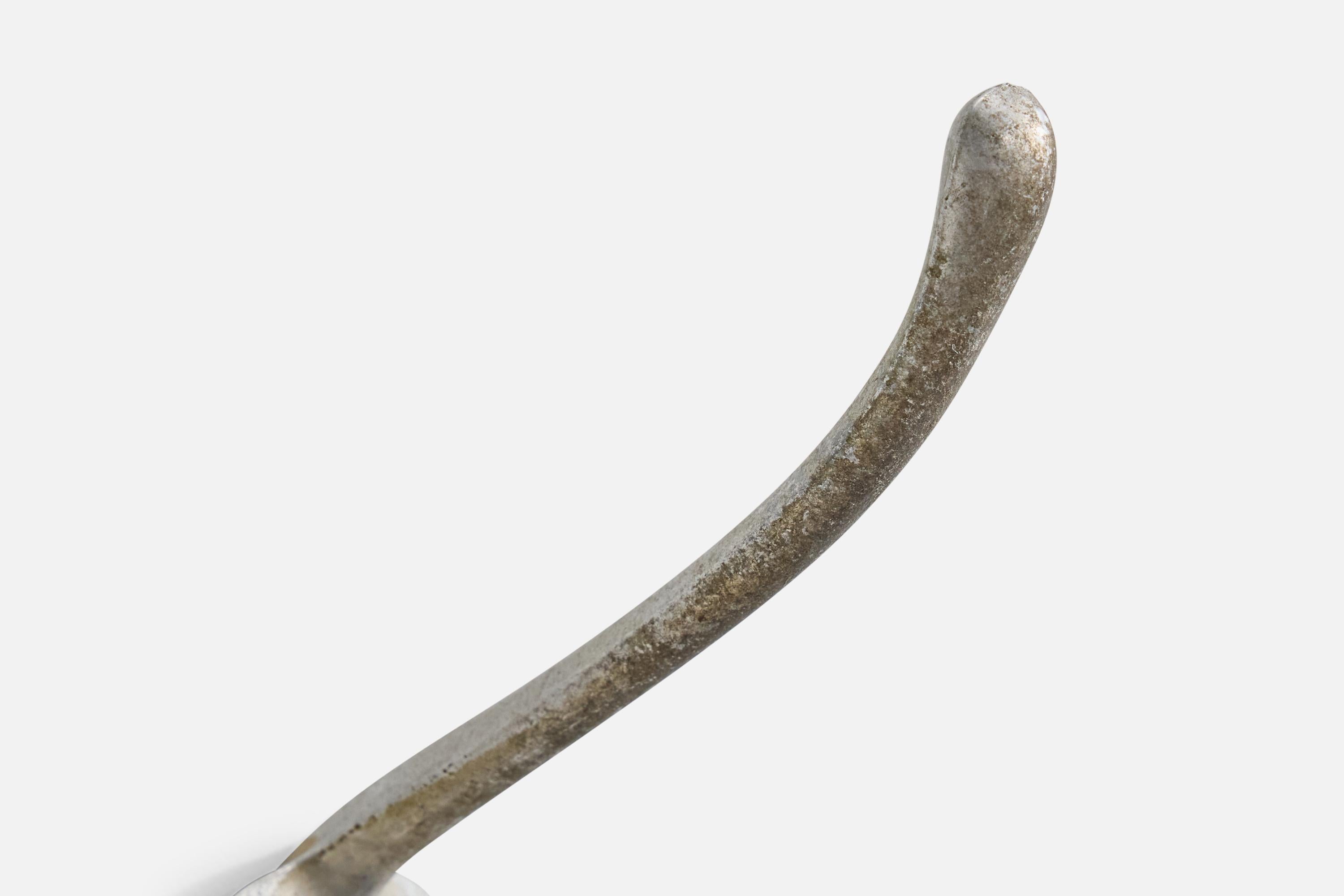 Metà XX secolo Luigi Caccia Dominioni, Appendiabiti in metallo, Italia, anni '50 in vendita