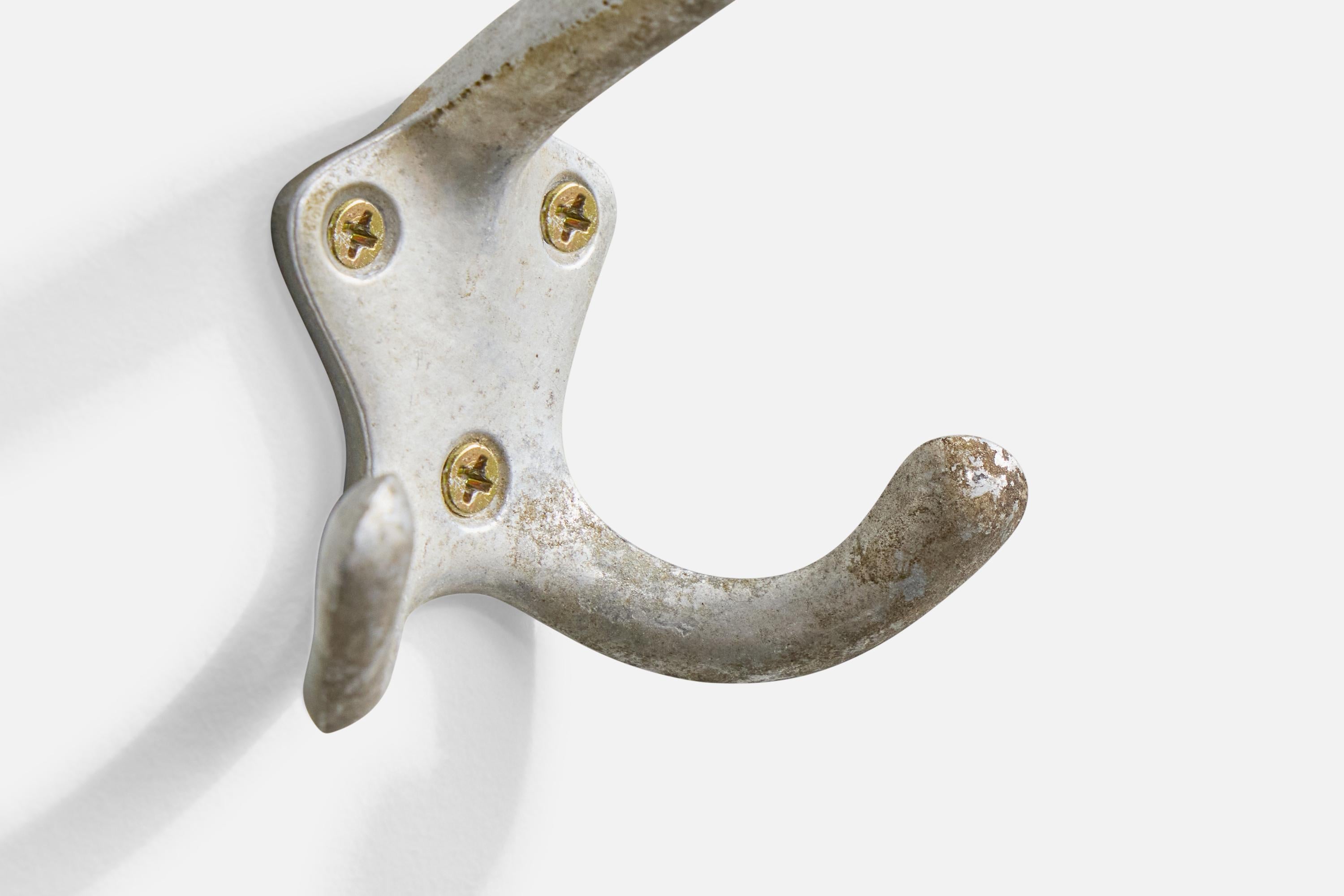 Metallo Luigi Caccia Dominioni, Appendiabiti in metallo, Italia, anni '50 in vendita