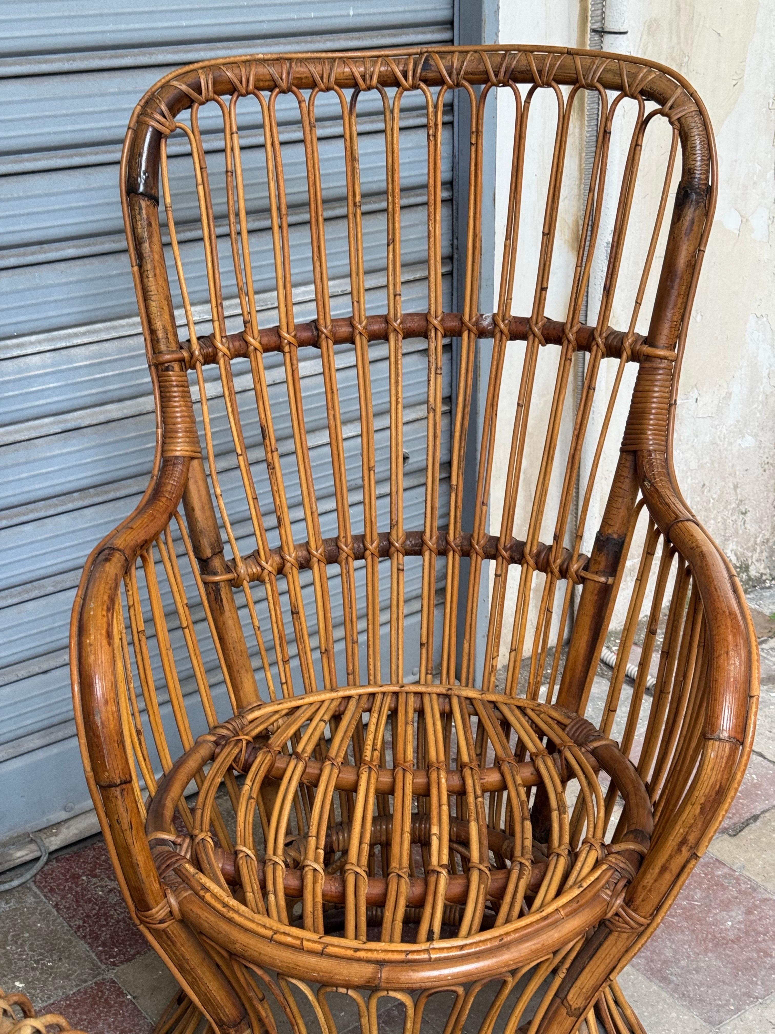 Luigi Caccia Dominioni Coppia di Poltrone e Tavolino Set Design 1960 in vendita 9