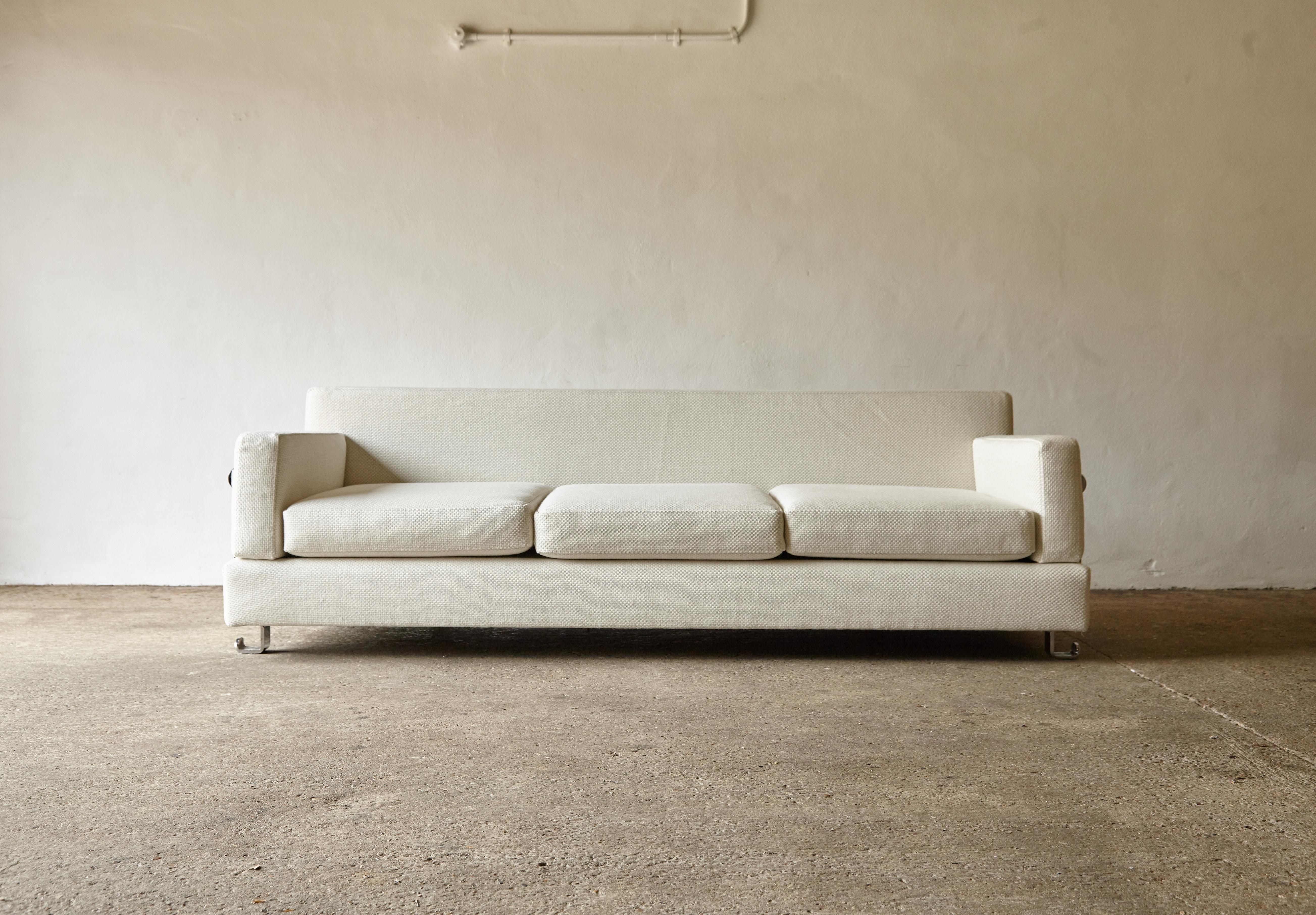 Italian Luigi Caccia Dominioni Fasce Cromate Sofa, Model P11, Azucena, Italy, 1960s For Sale