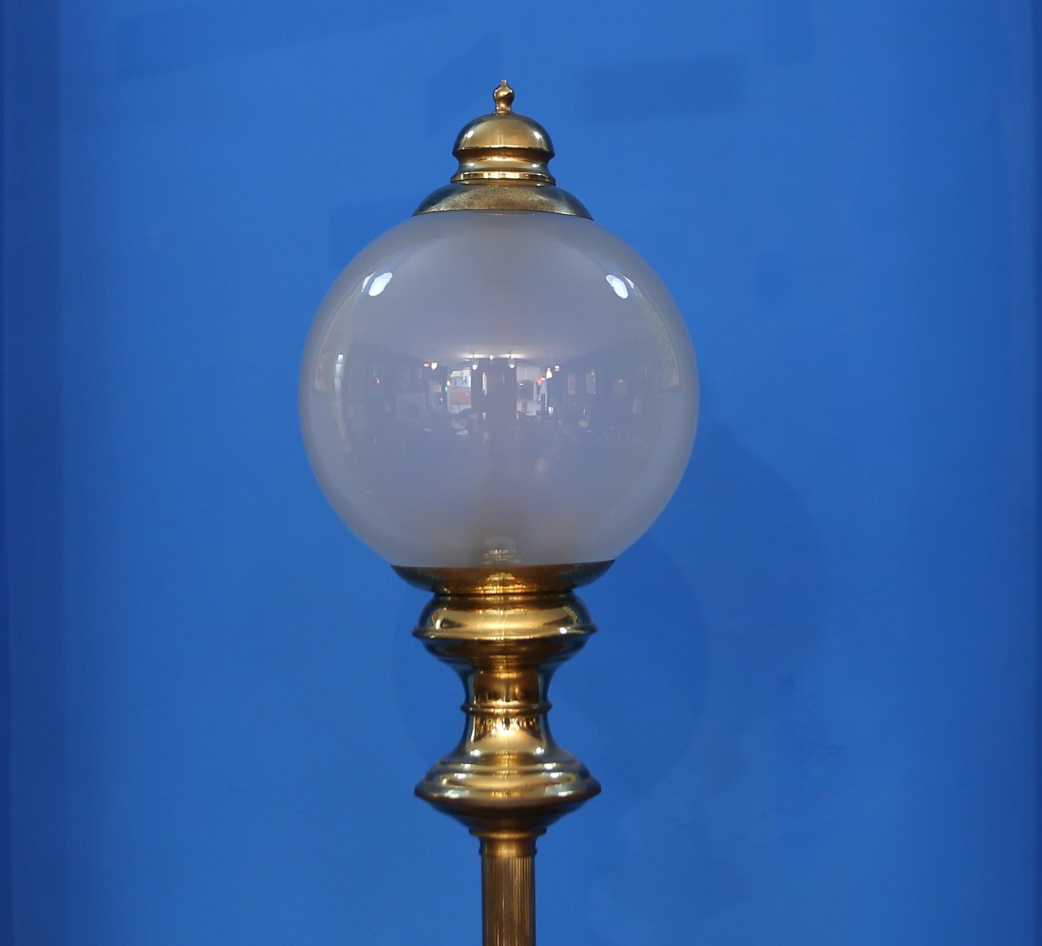 Mid-Century Modern Lampadaire Luigi Caccia Dominioni modèle Mod. LS1. en vente