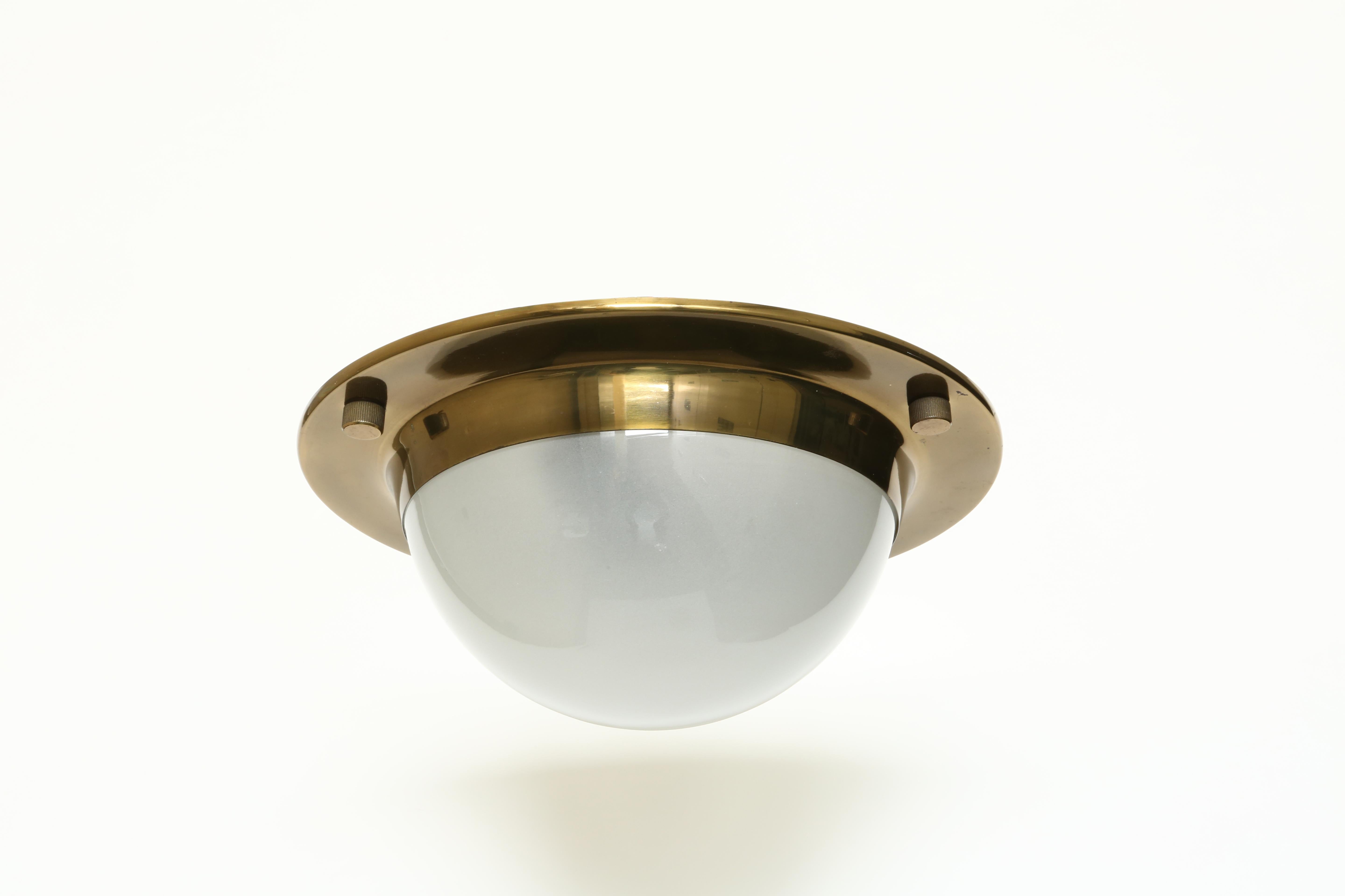 Luigi Caccia Dominioni for Azucena flush mount.
Can also be used as wall light.
Model LSP6 