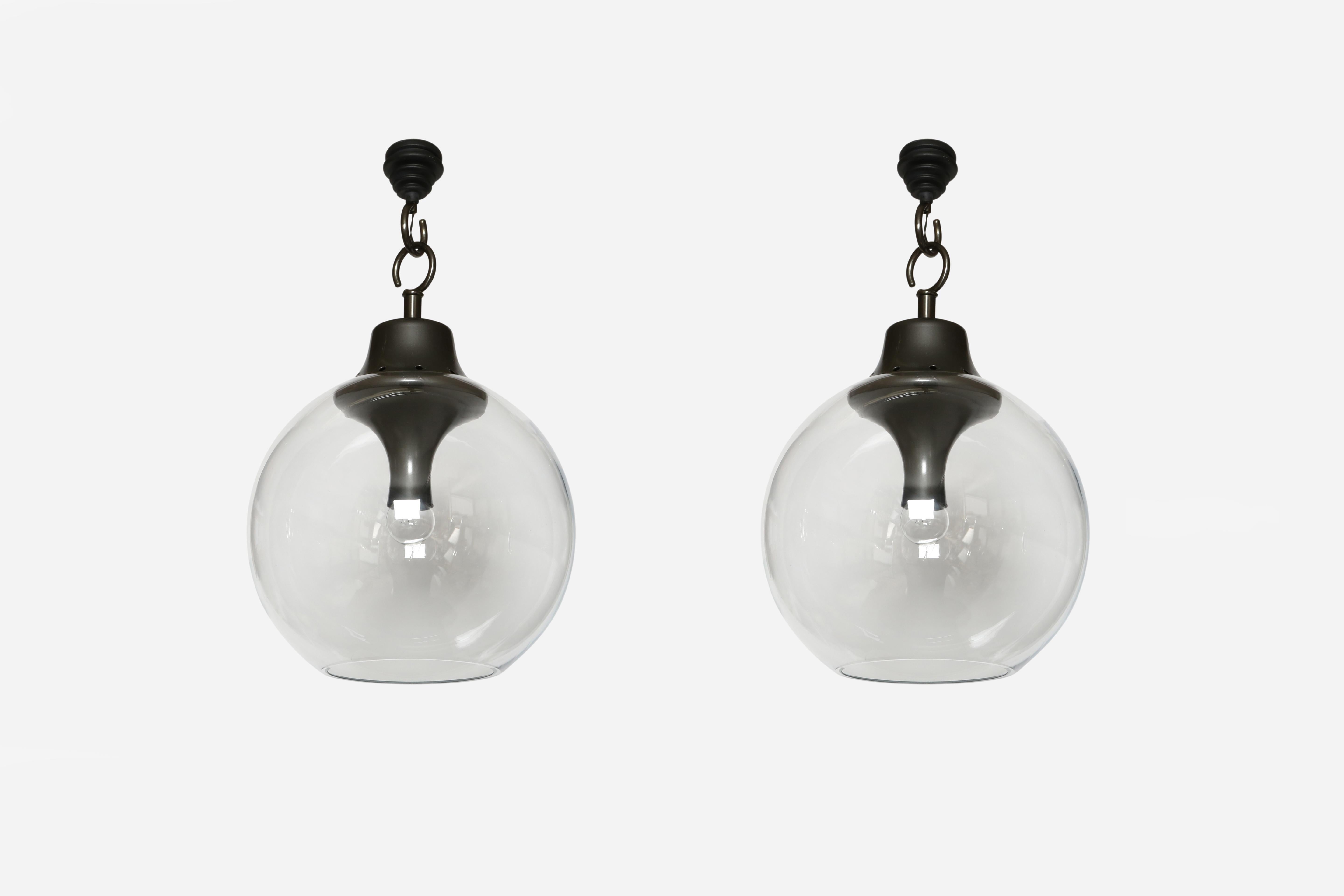 Luigi Caccia Dominioni for Azucena ceiling suspension light.
Model LS10. 
Designed and manufactured in Italy in 1960s.
Murano glass, patinated aluminum glass holder, brass.
Rubber ceiling canopy.
Complimentary US rewiring with custom ceiling plates