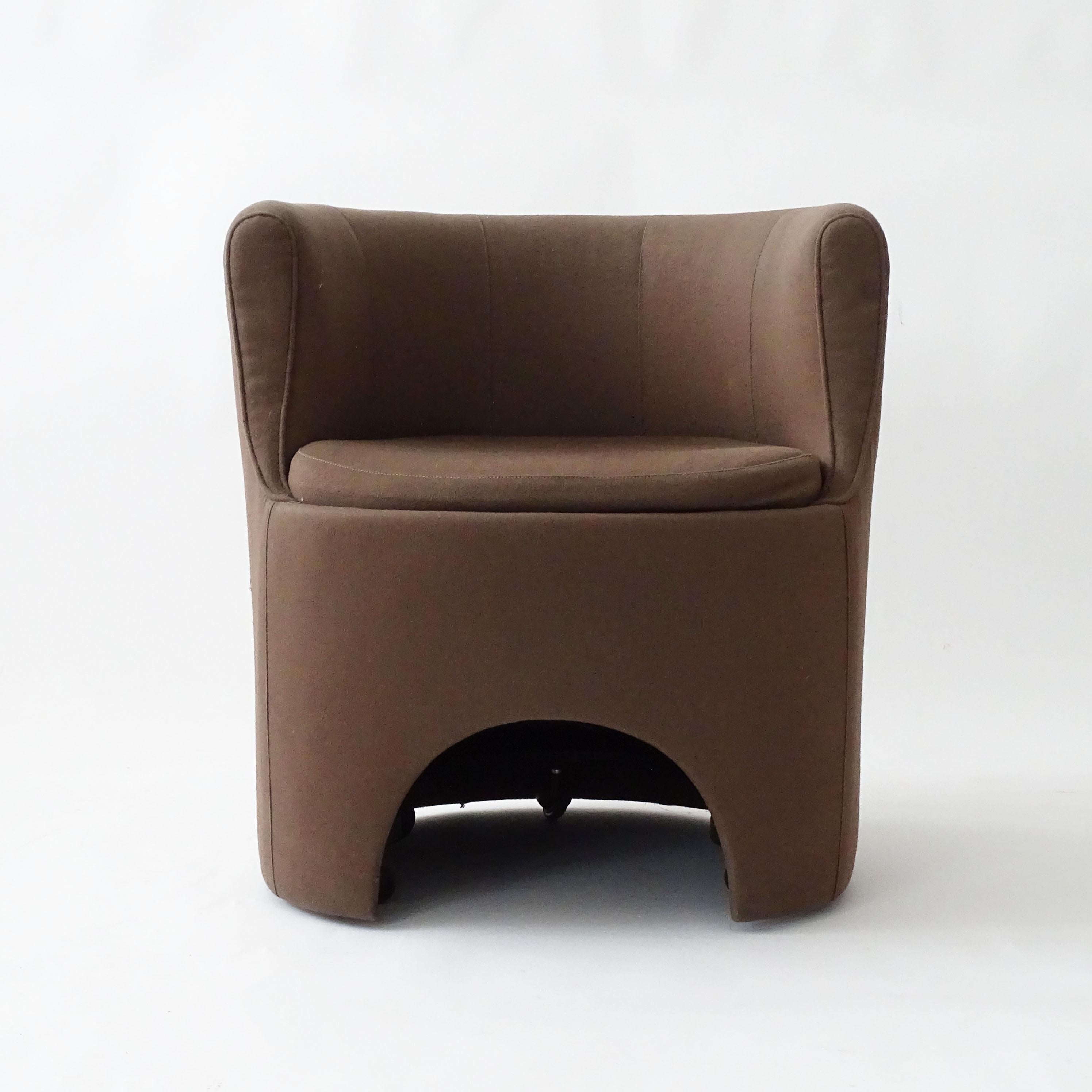 Luigi Caccia Dominioni para Azucena 'P22 Studio' Silla giratoria de chocolate Moderno de mediados de siglo en venta