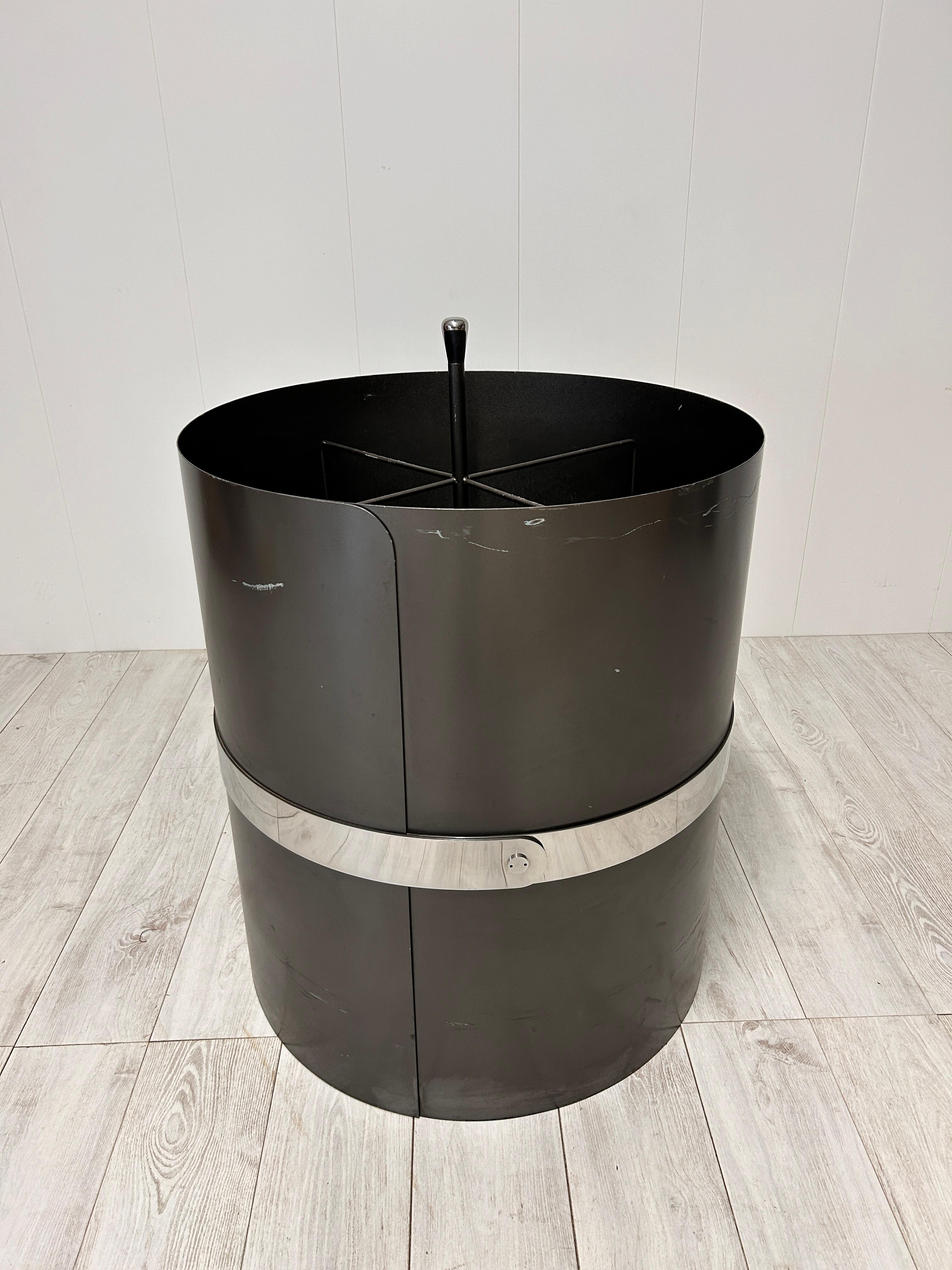 Italian Luigi Caccia Dominioni, Grande jardinière (une pièce), prod. Azucena, 1970 en vente
