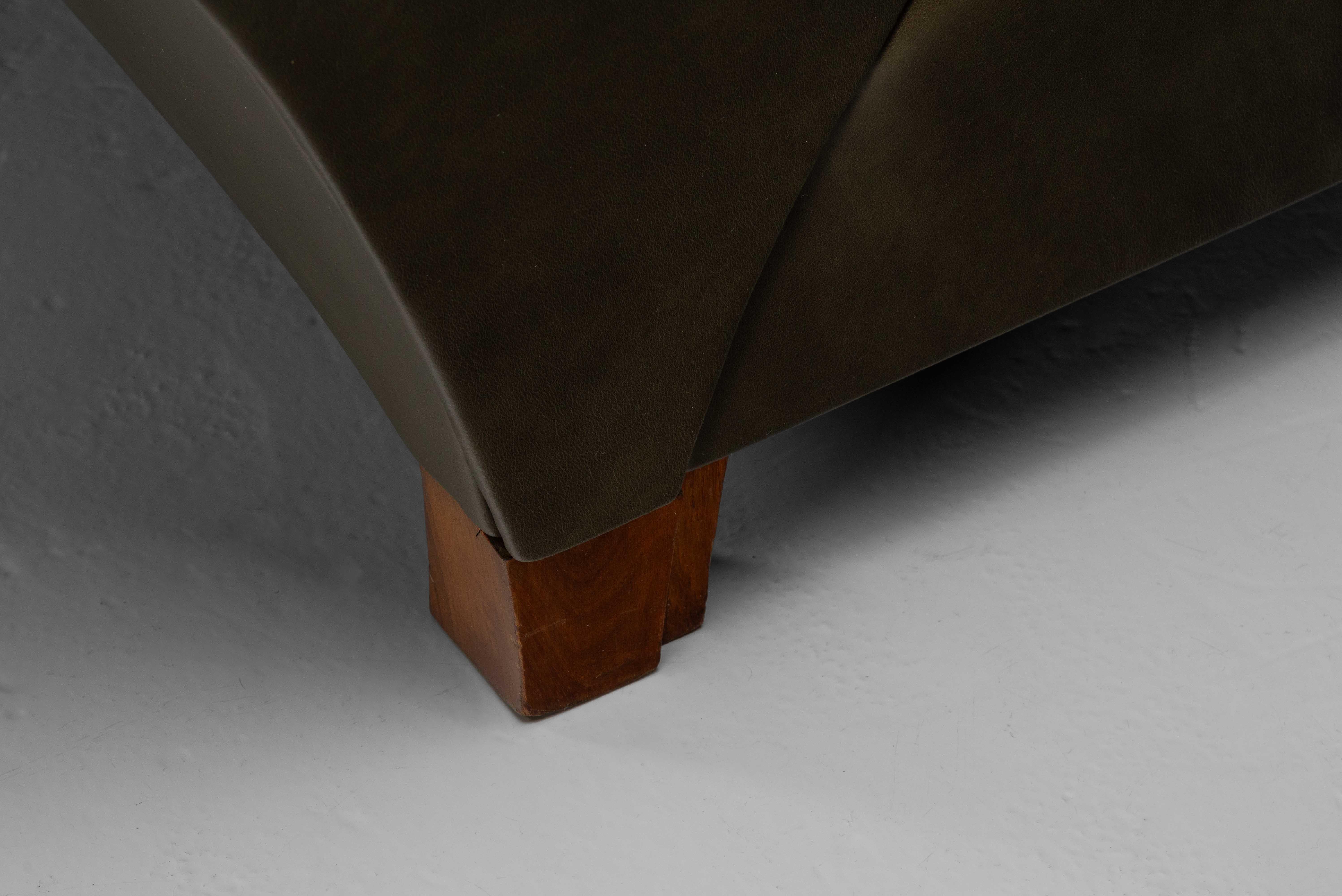 Luigi Caccia Dominioni lounge chair Azucena Italy 1962 For Sale 8