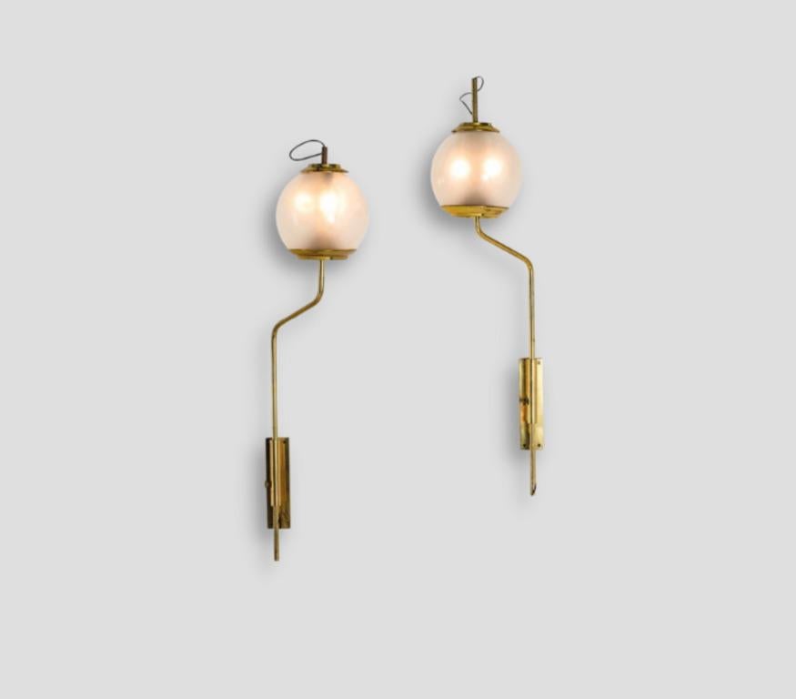 Mid-Century Modern Luigi Caccia Dominioni LP11 Brass and Glass Wall lights, Azucena, Italy, 1958 For Sale