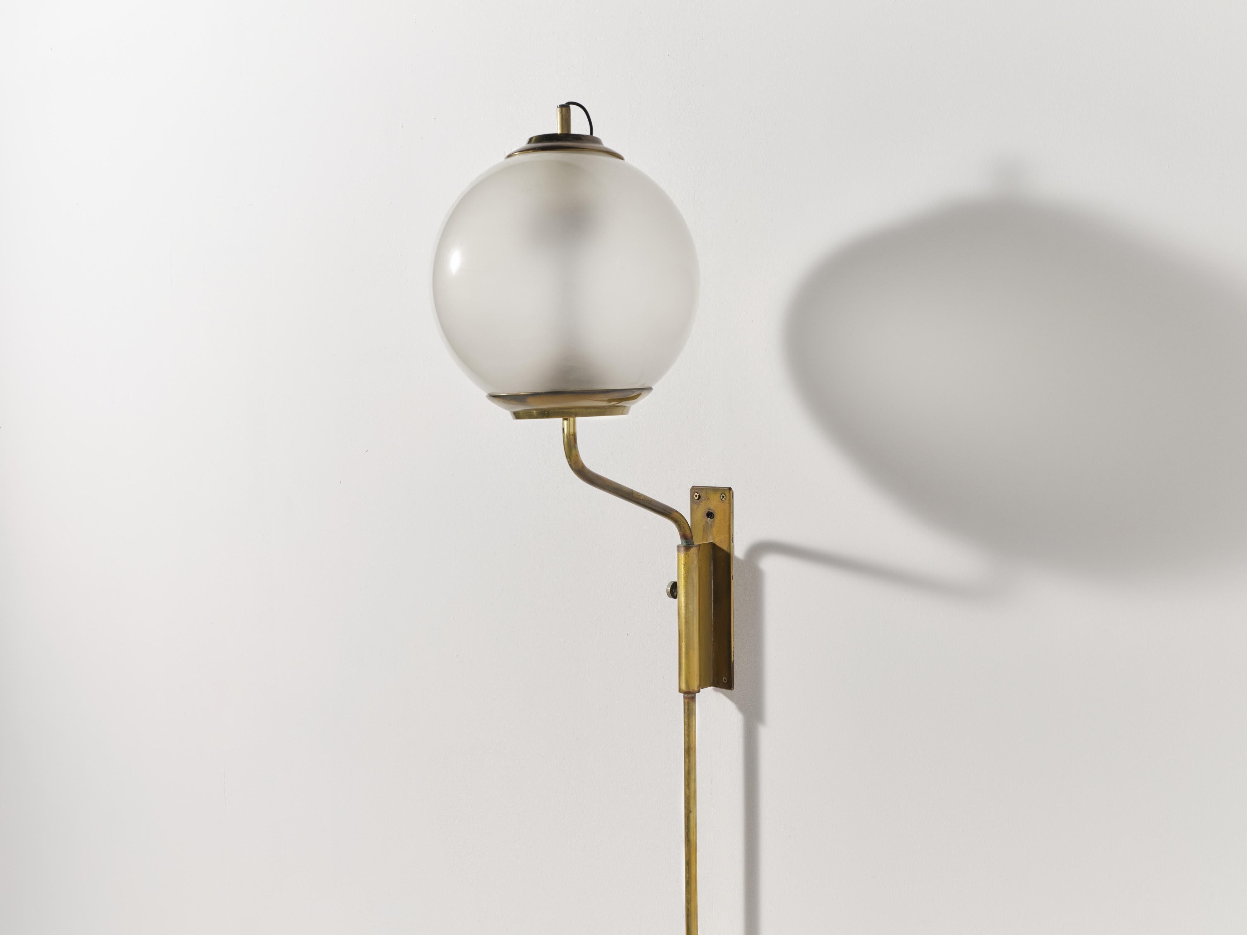 Luigi Caccia Dominioni LP11 / Lámpara de pared Pallone, Azucena, Italia, años 50 en venta 1