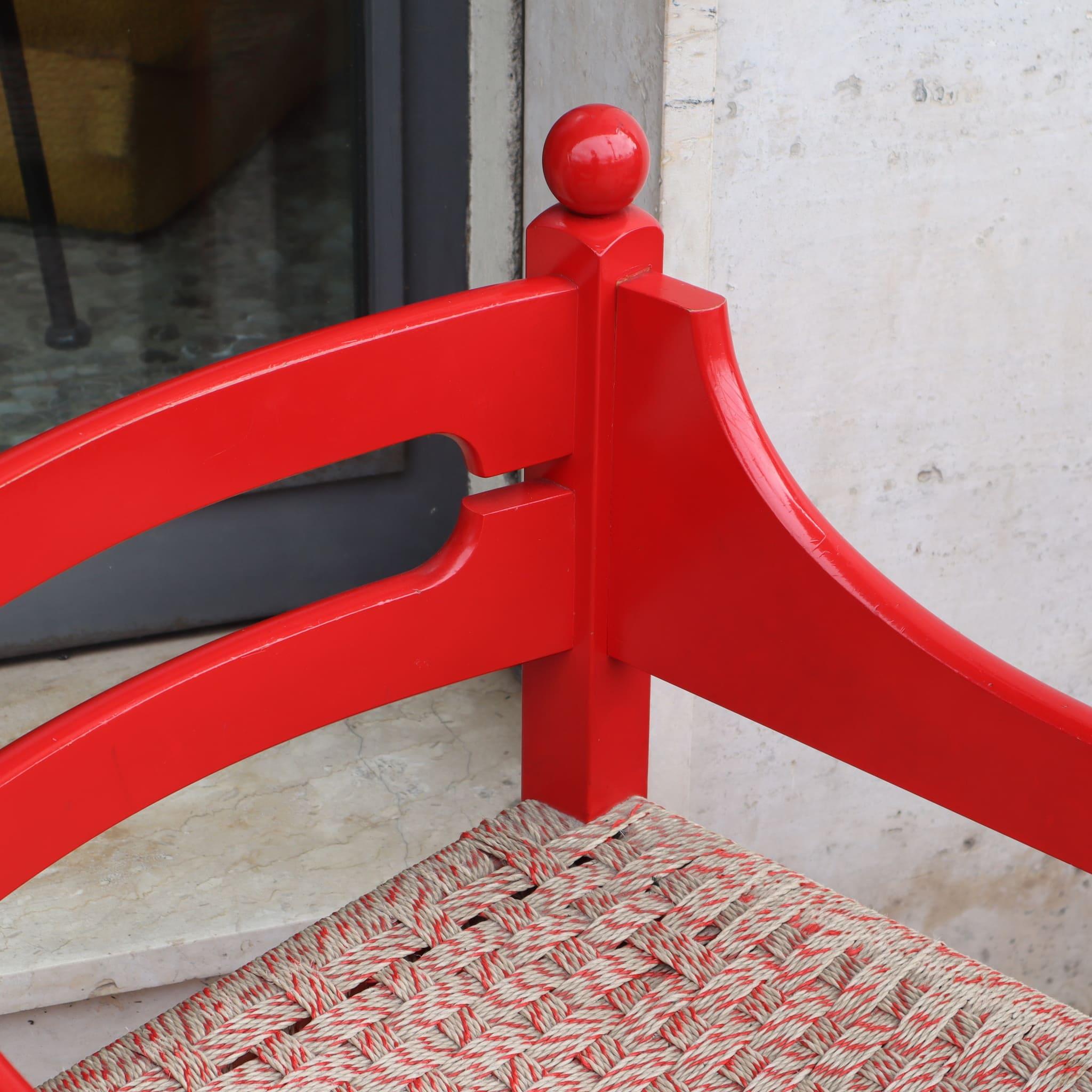 Coppia di poltrone in legno rosso di Luigi Caccia Dominioni per Azuneca, Italia, anni '60 1