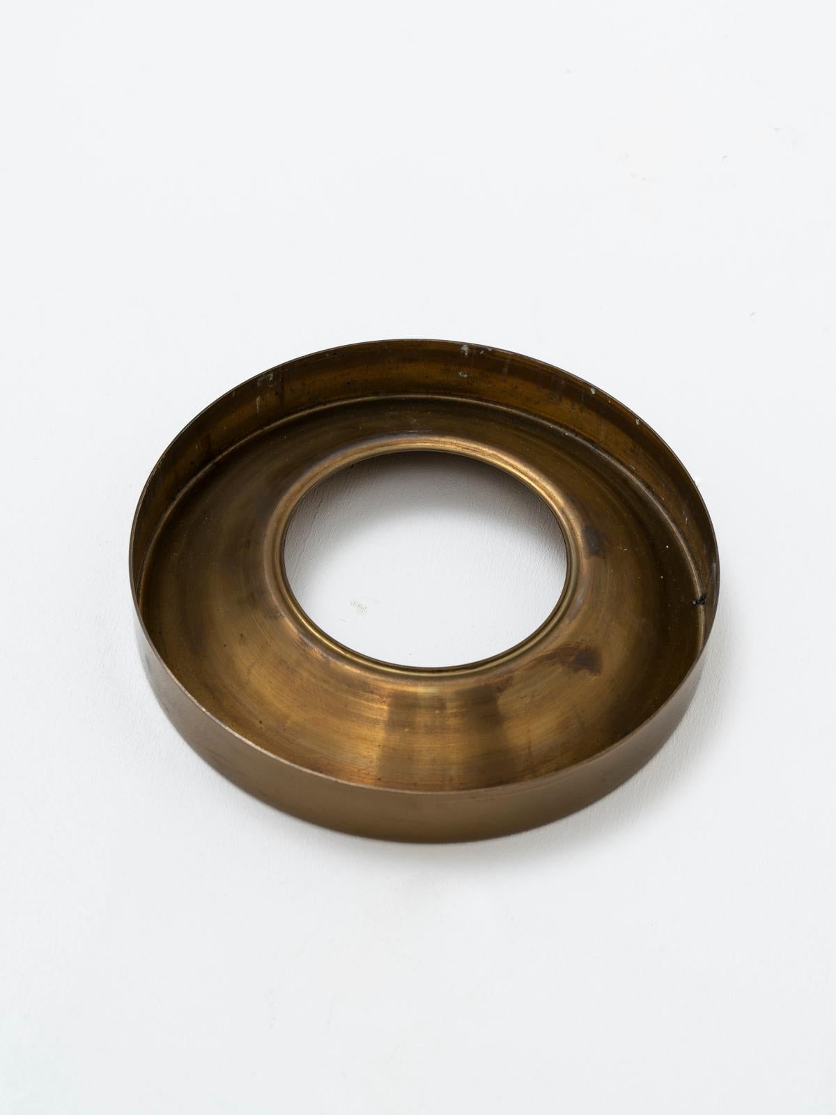 Luigi Caccia Dominioni Round Brass Midcentury Picture Holder for Azucena, 1960s In Good Condition For Sale In Milan, Italy