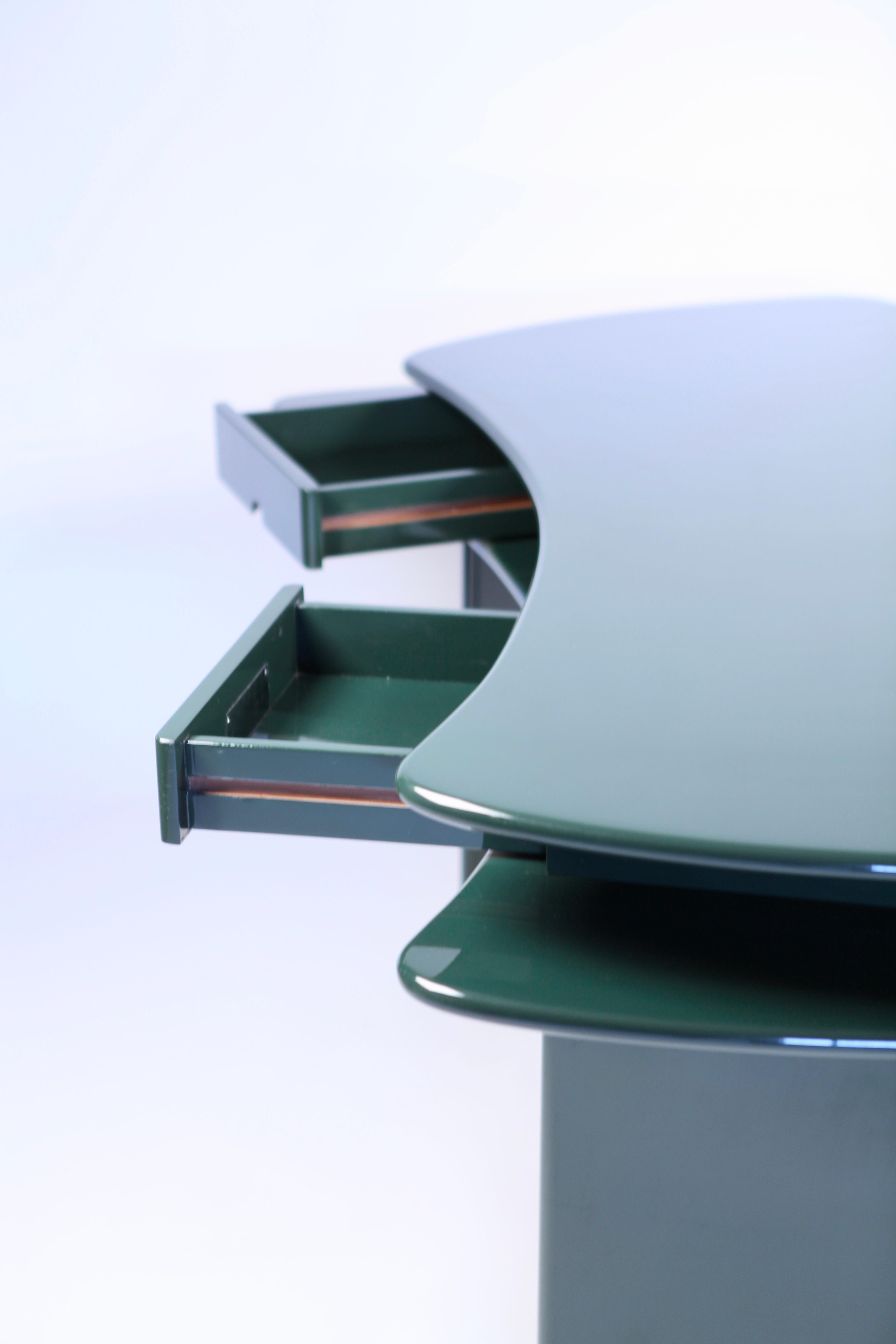 Luigi Caccia Dominioni, Sciabola Desk SCR7 in Dark Green, Edition Azucena, 1979 8