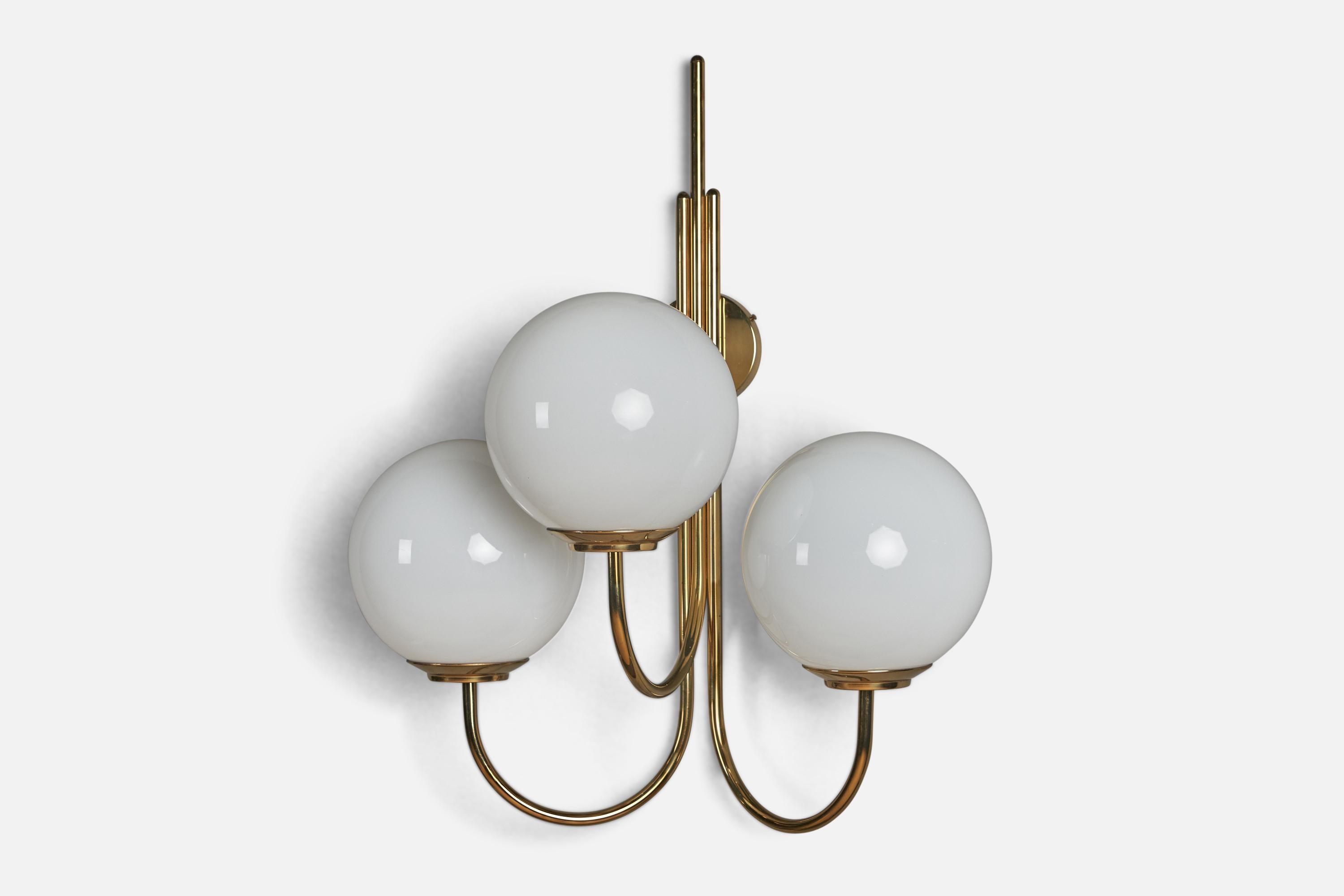 Mid-Century moderno Luigi Caccia Dominioni, Applique di grandi dimensioni, ottone, vetro, Italia, anni '50 in vendita