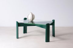 Luigi Caccia Dominioni, dos mesas bajas de salón de madera lacada