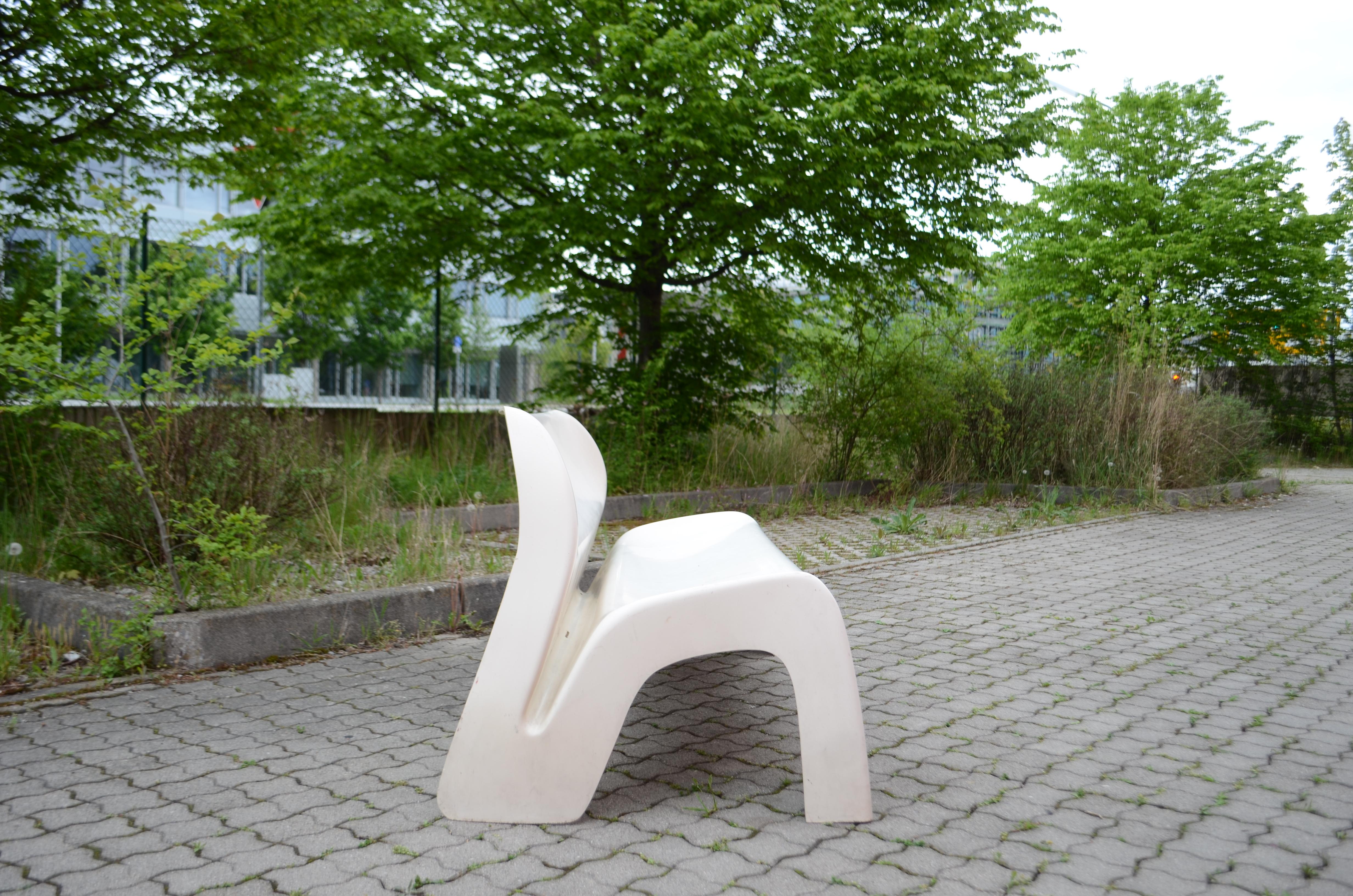 Luigi Colani Fiberglas-Bank Sofa Gartenparty für Heinz Essmann KG im Zustand „Gut“ in Munich, Bavaria